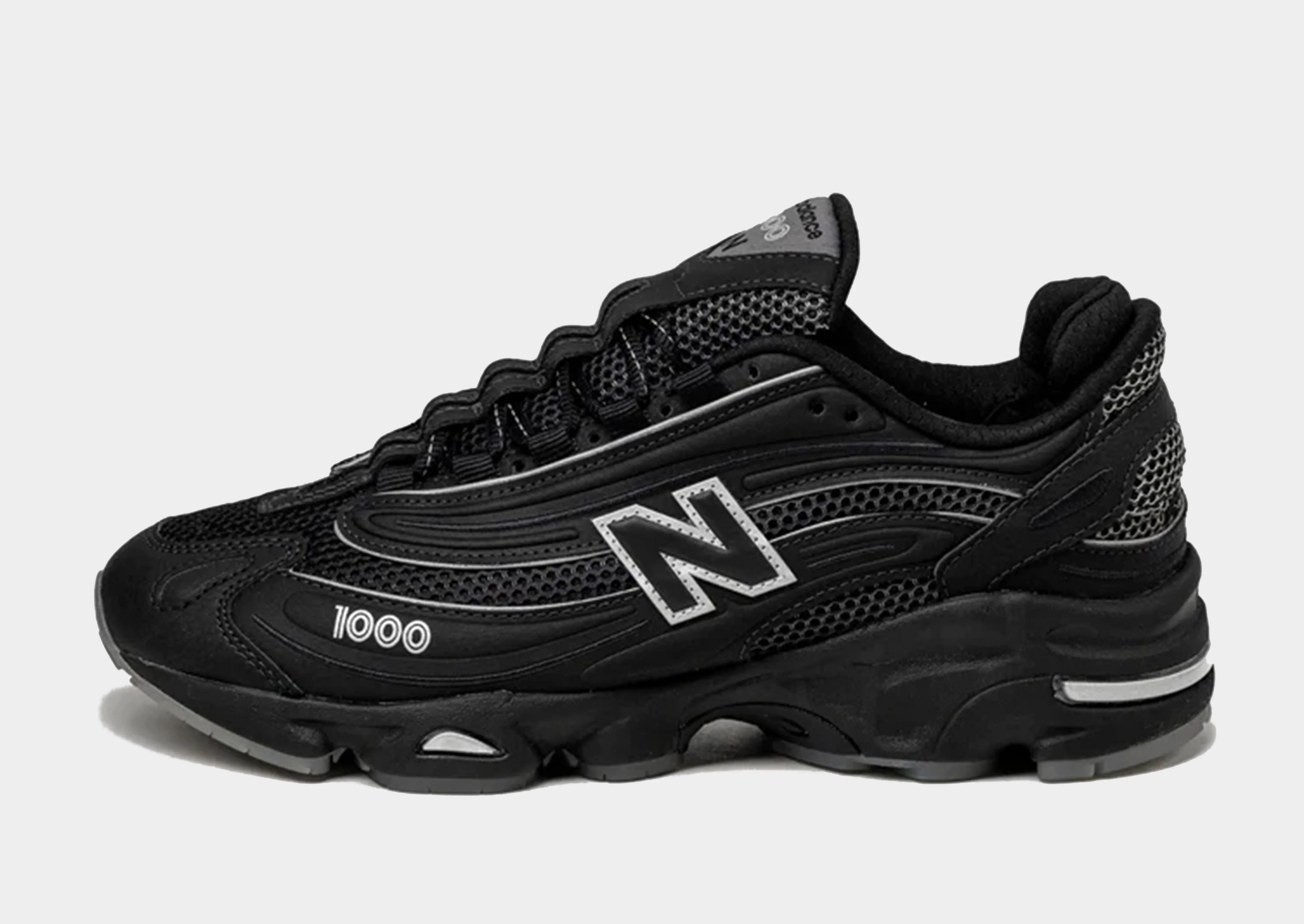flat - terrain shoes 1000