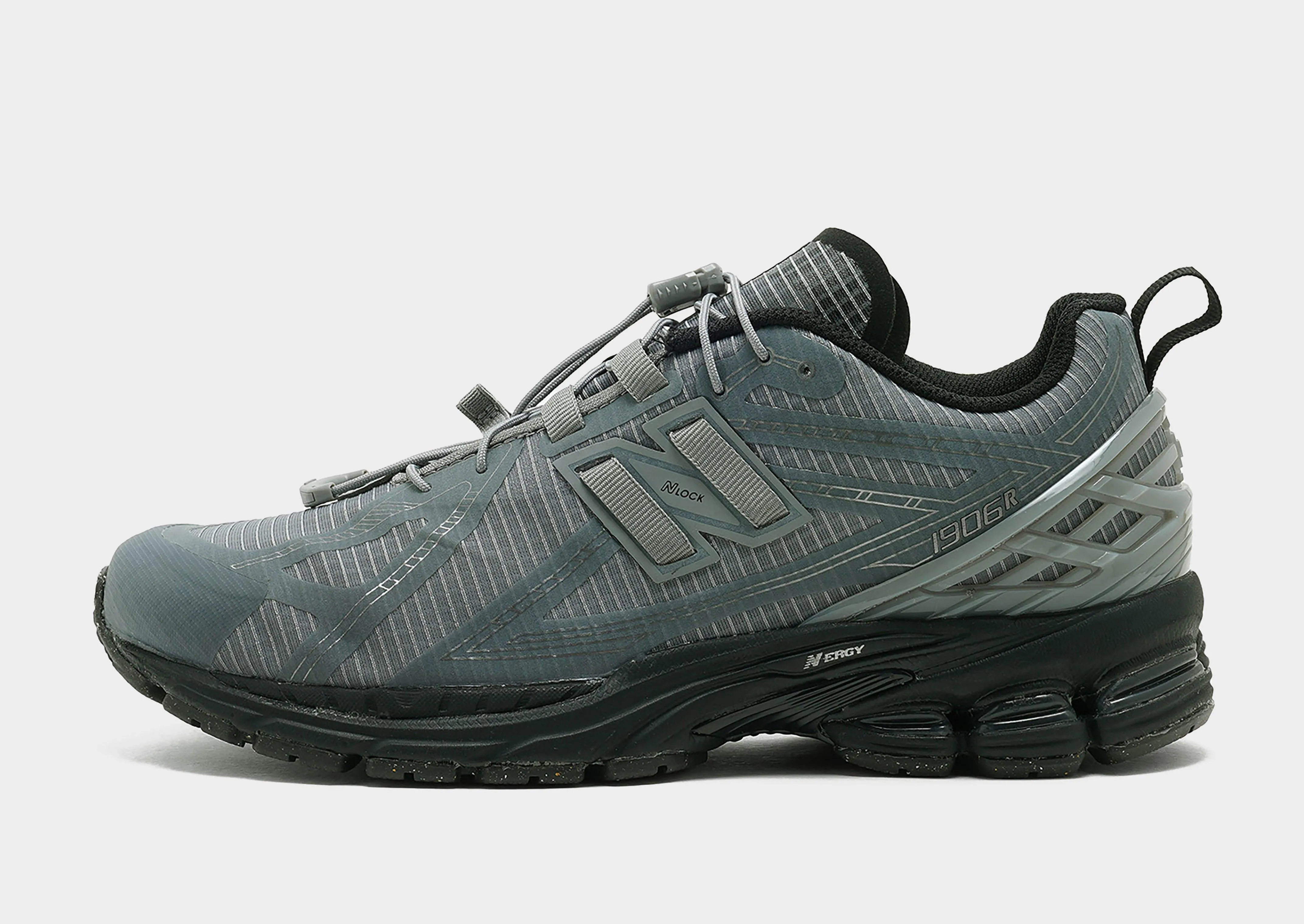 running in a school run shoes Strappy 1906