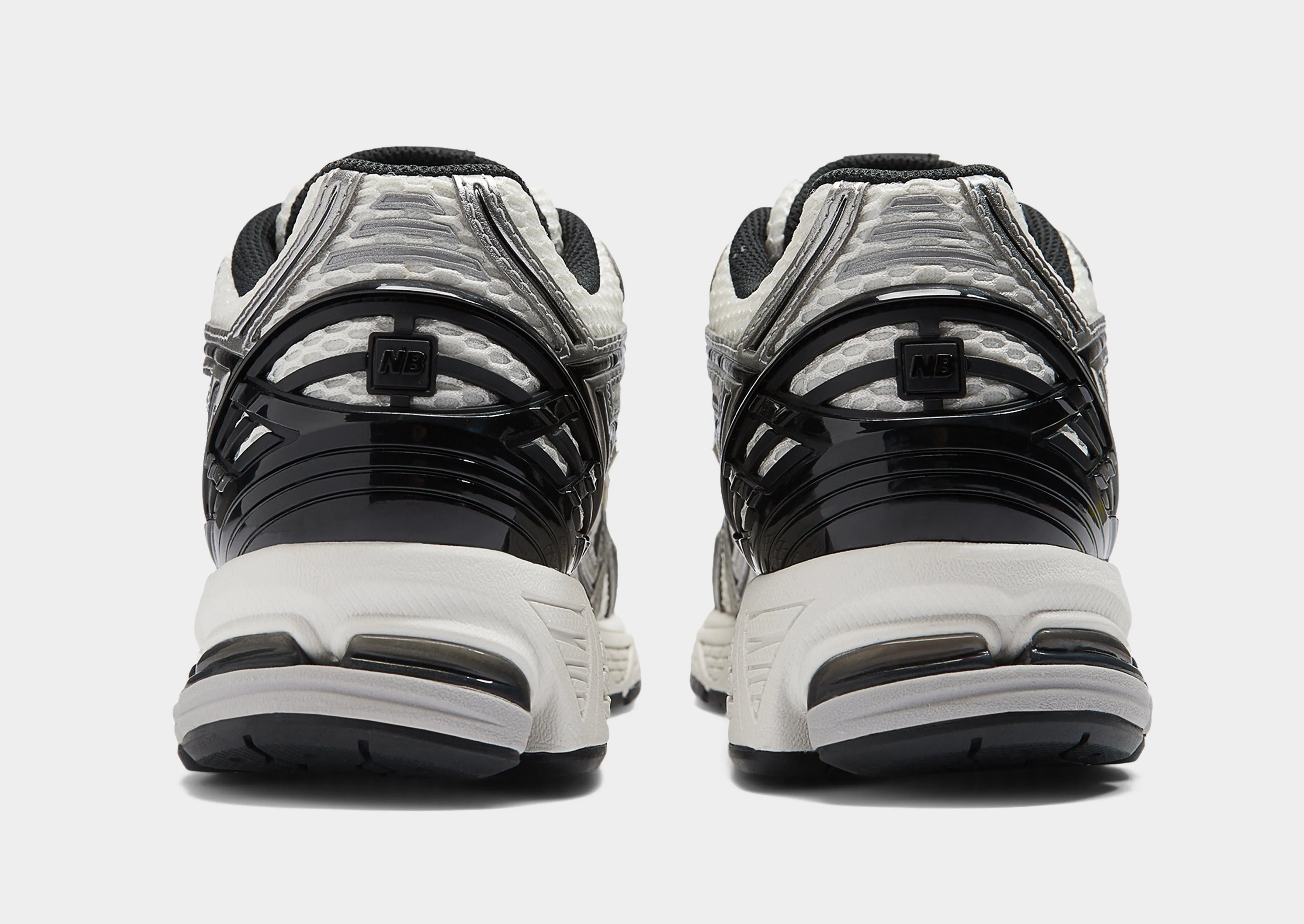 running in a pedestrian path area shoes 1906 Women's