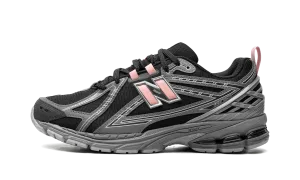 gravel - running shoes splash - resistant shoes 1906R "Black / Pink"