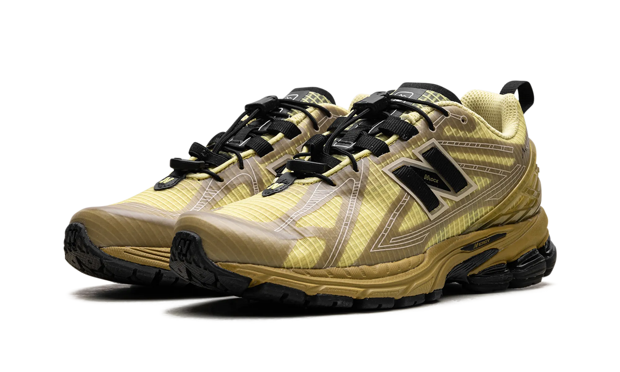 1906R "CAYL" Cushioned Sole