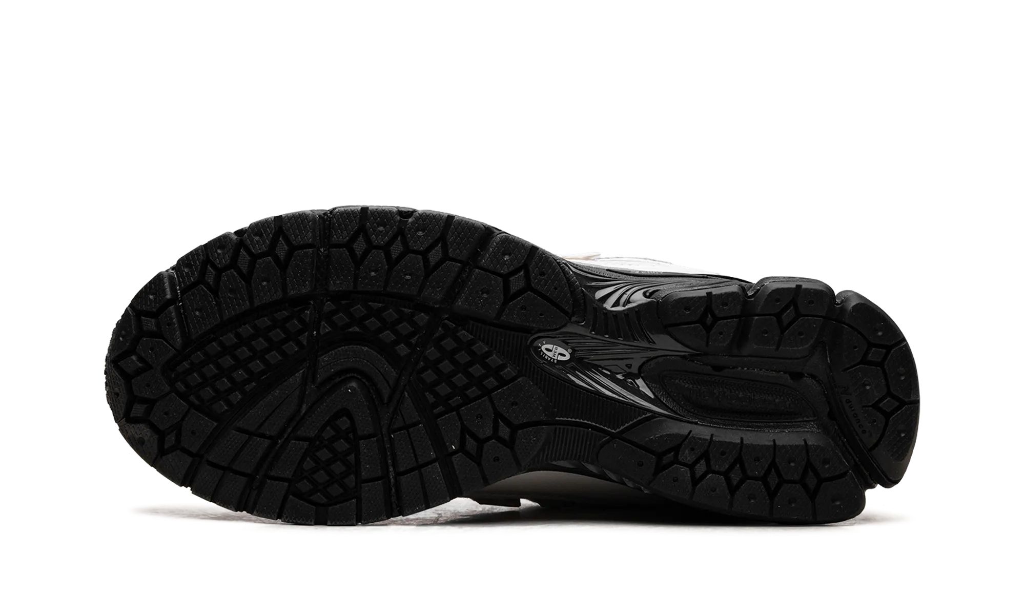 gym goer shoes synthetic materials 1906R "Comme des Garcons Homme - White"