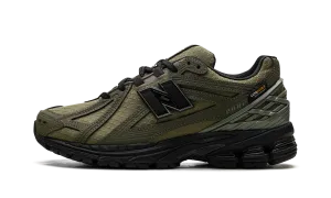 1906R "Cordura Dark Camo Green" Dry Surface Running track shoes substitute