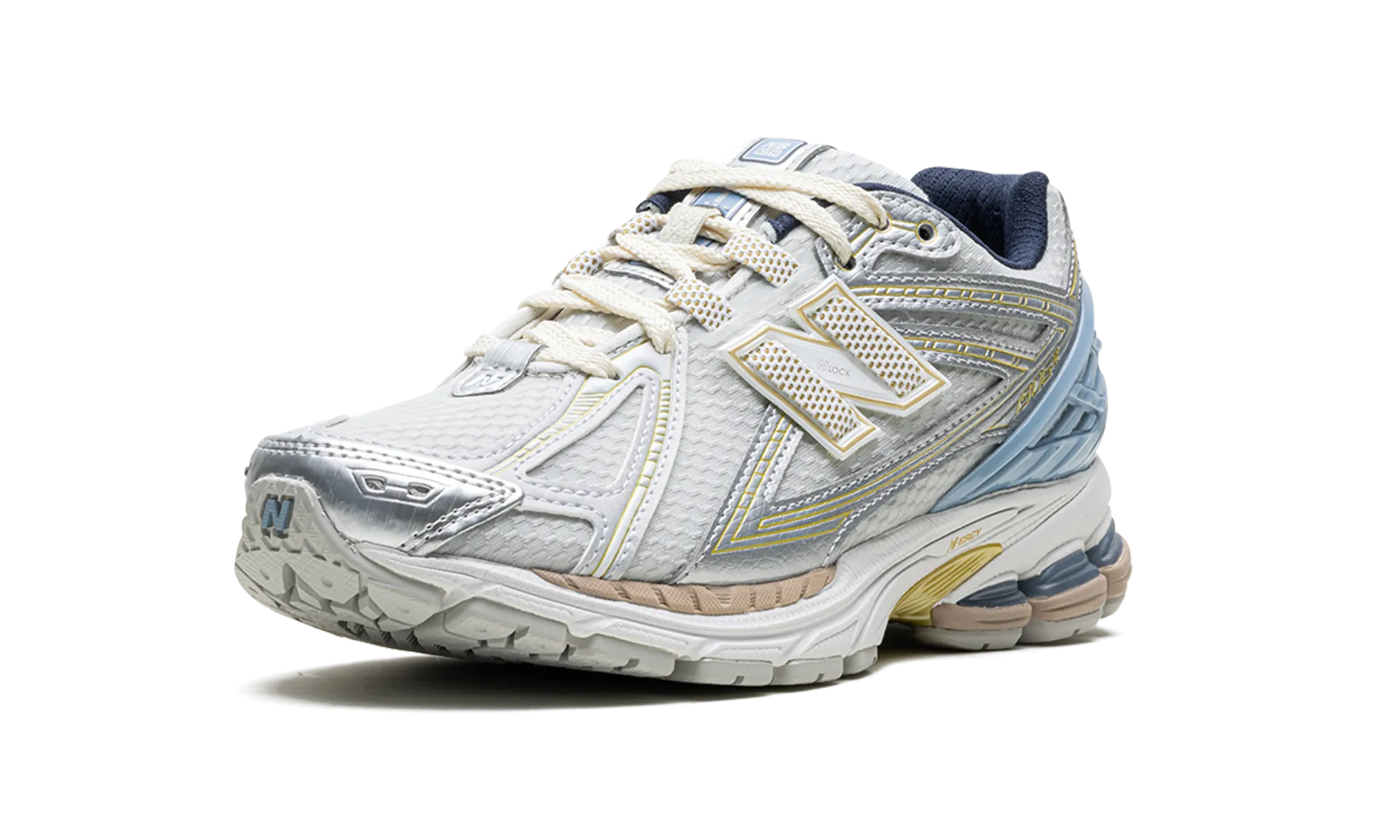stretch - fit shoes high - top design 1906R "Kith- White"