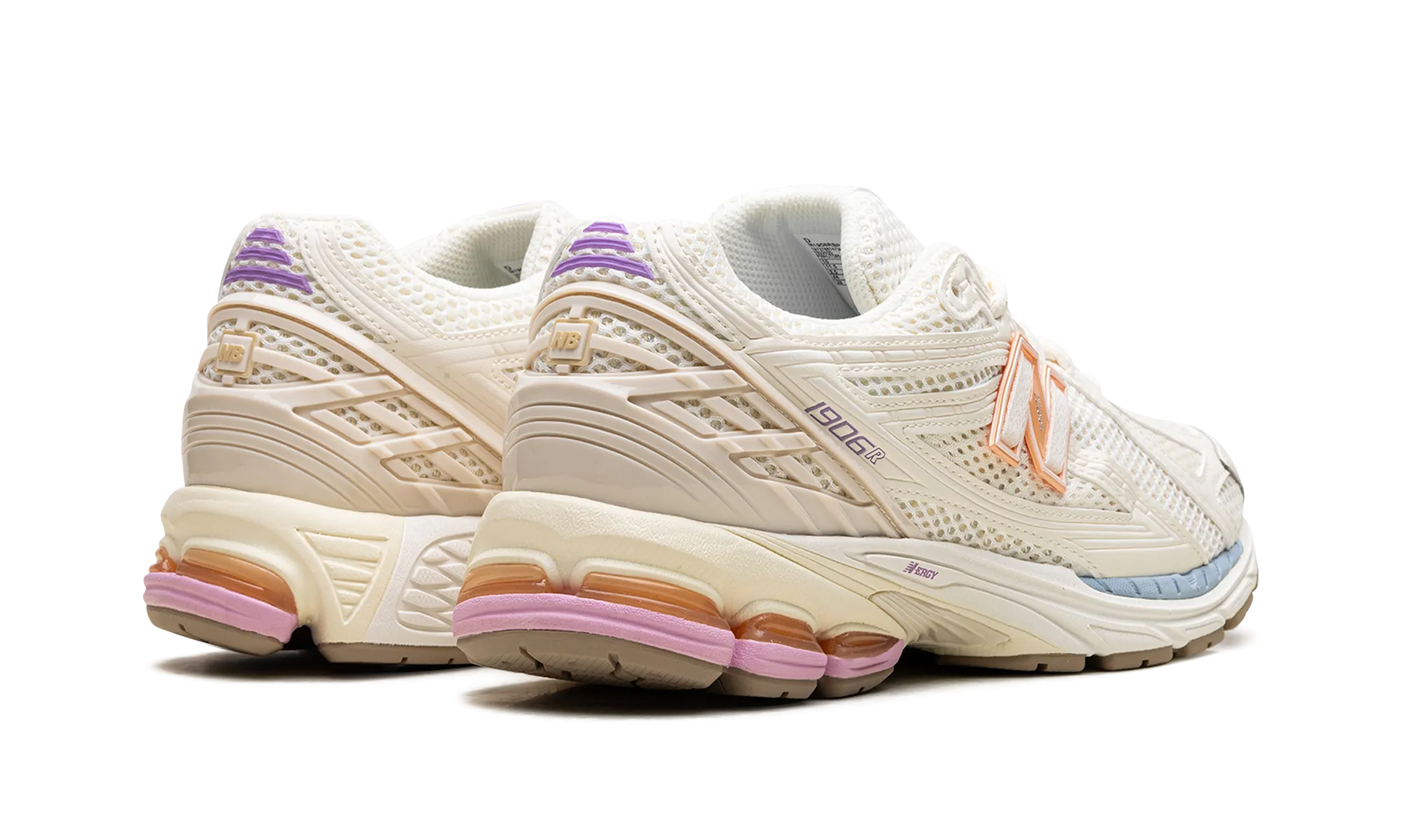 lightweight sneakers 1906R "Pink Sugar"