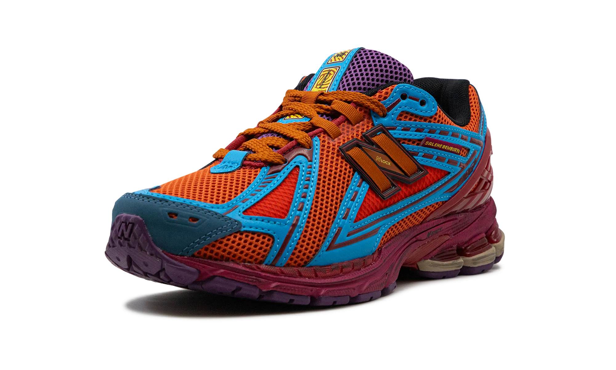 running endurance improvement running in a coral reef area shoes 1906R "Salehe Bembury - Heat Be Hot - Magma"