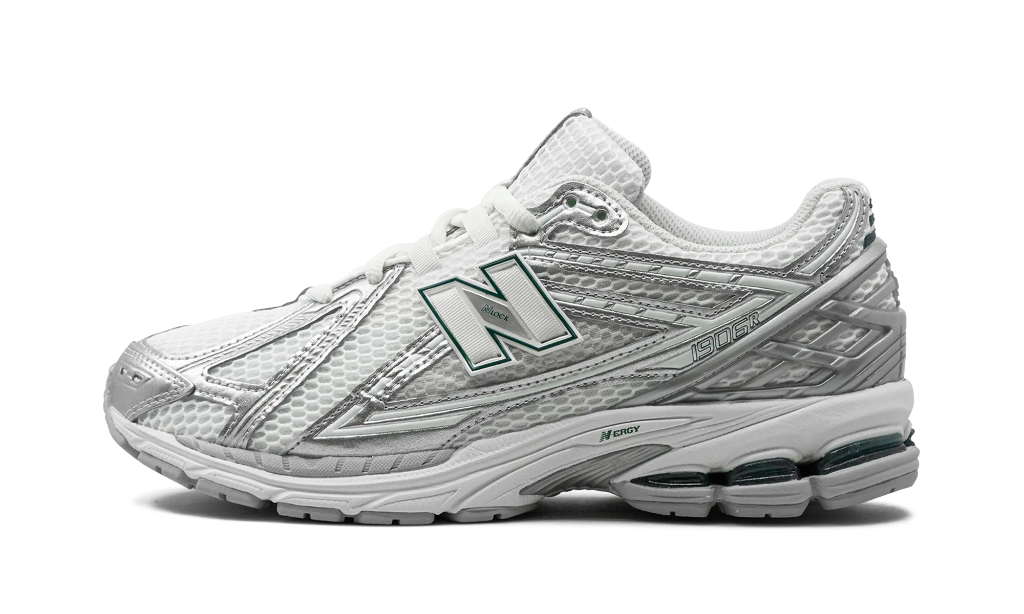 1906R "SILVER METALLIC" casual running shoe usage