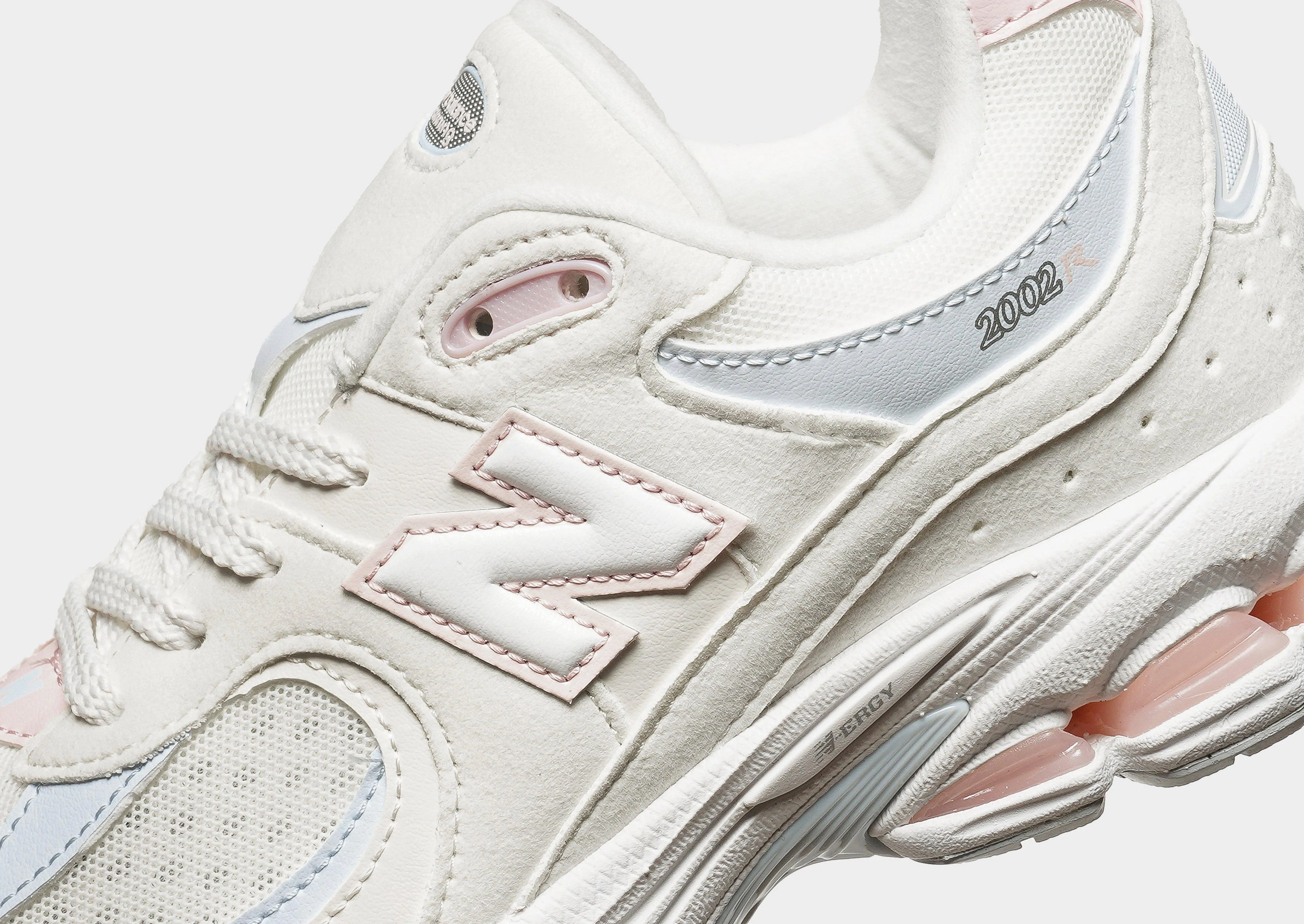 competition edge Asics Gel-Kayano 2002R Junior's