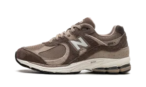 2002R "ASOS Exclusive Brown" running in straight tracks shoes
