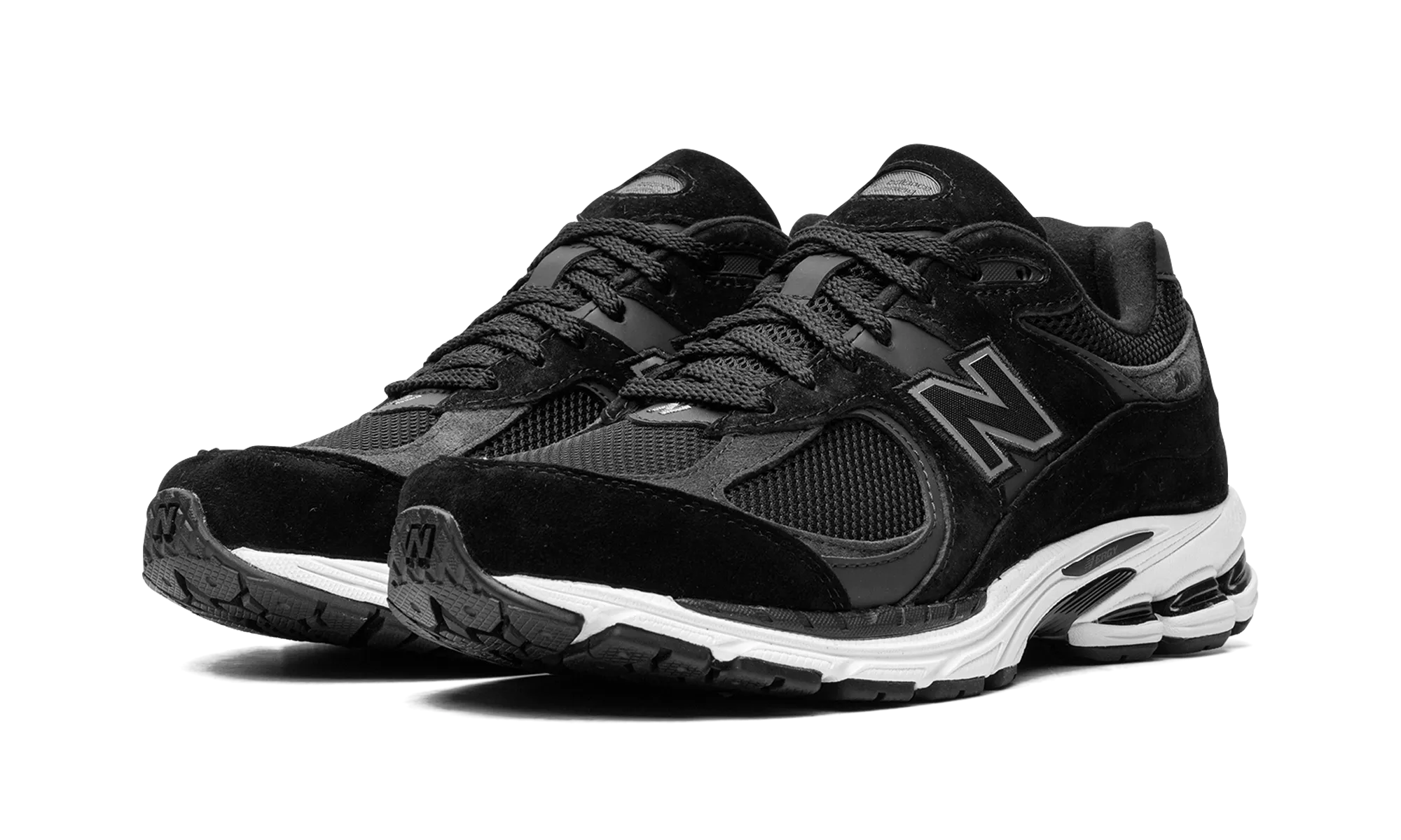 2002R "Black / Gunmetal" Running Shorts joint mobility