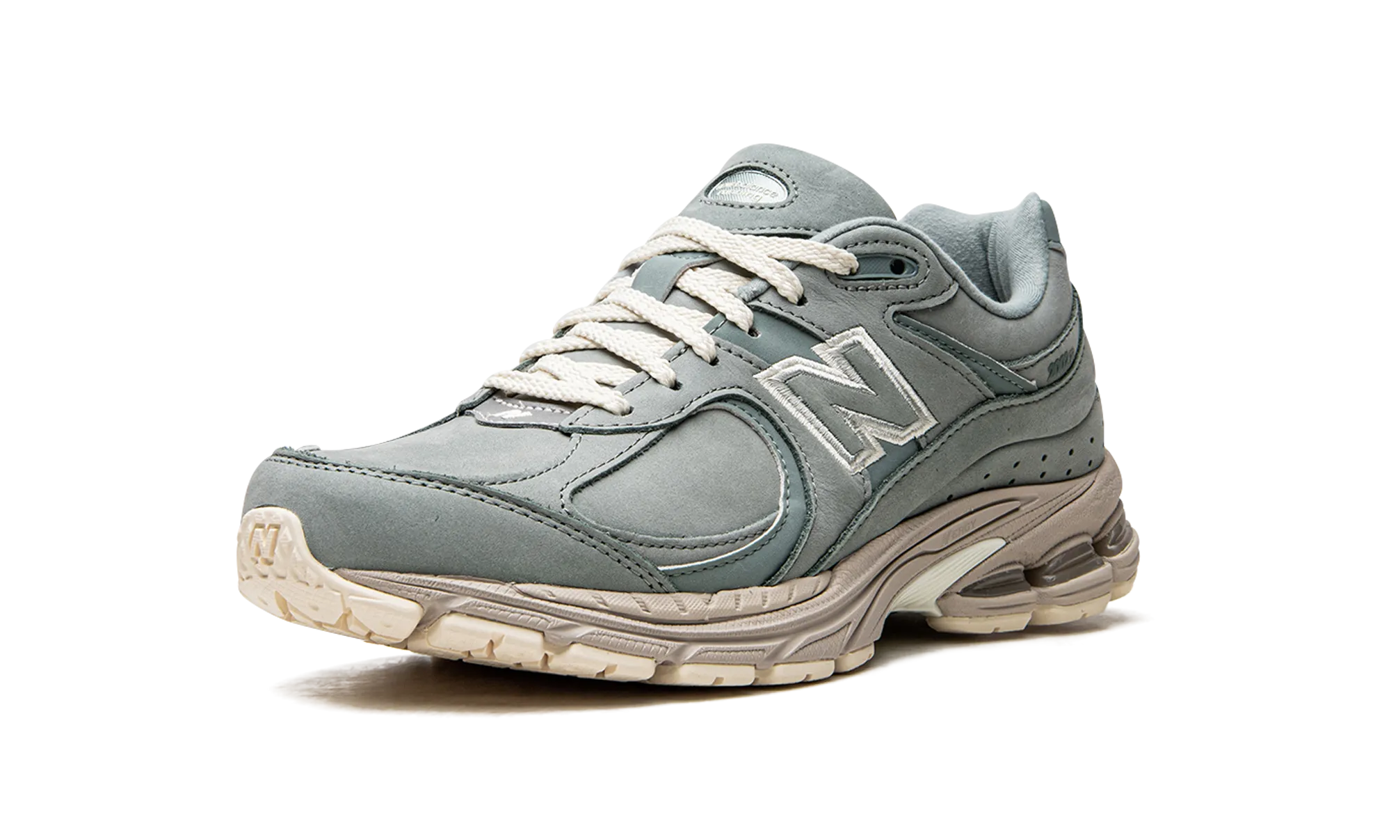 2002R "Kith Pistachio" running in deserts sleek - look