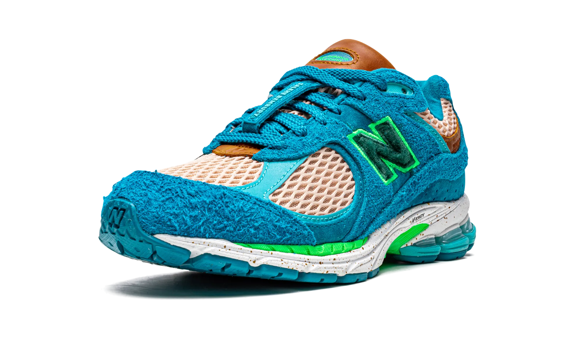 beginner runner's shoe pick 2002R "Salehe Bembury - Water Be The Guide"