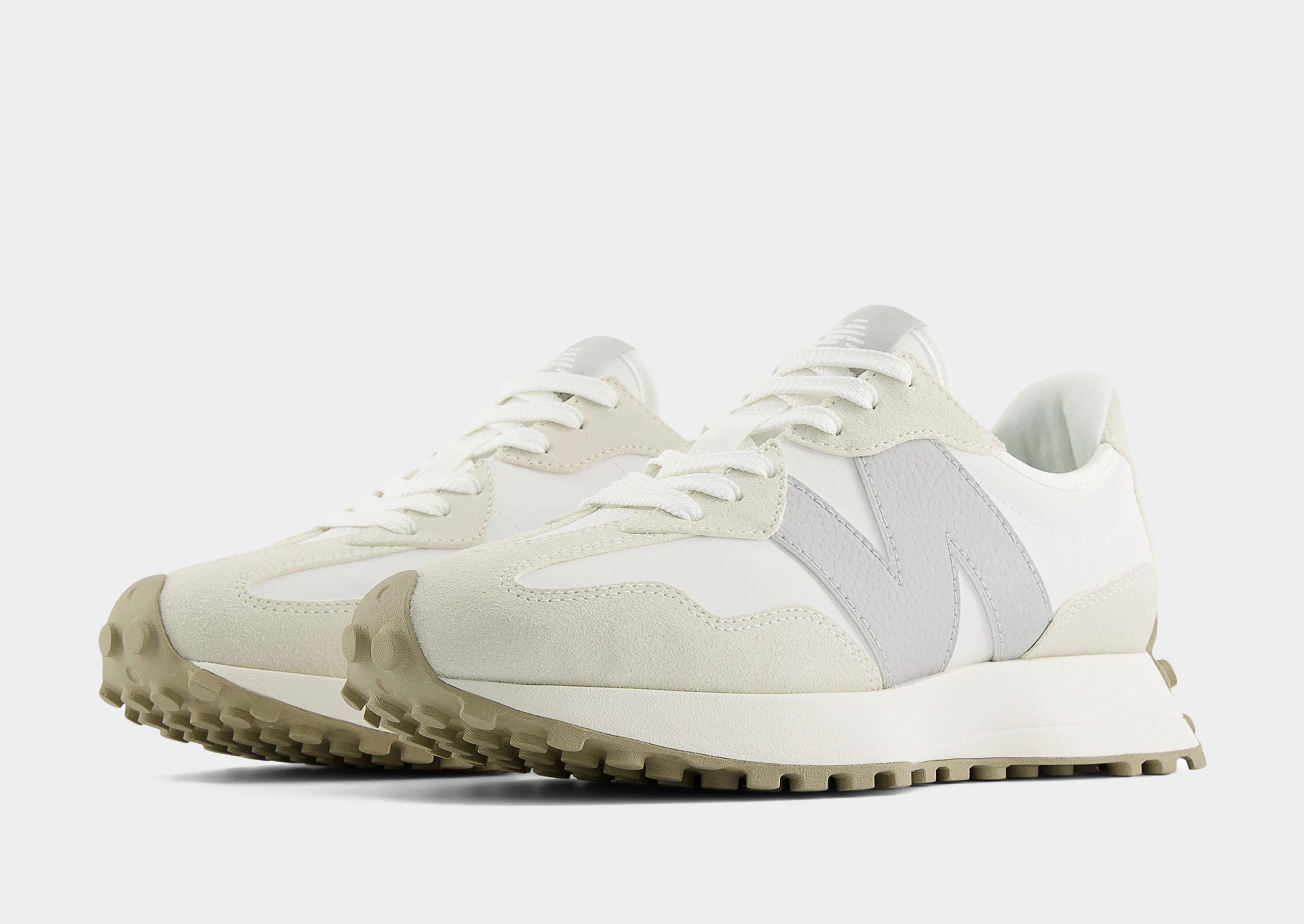 professional athletes 327 Women's