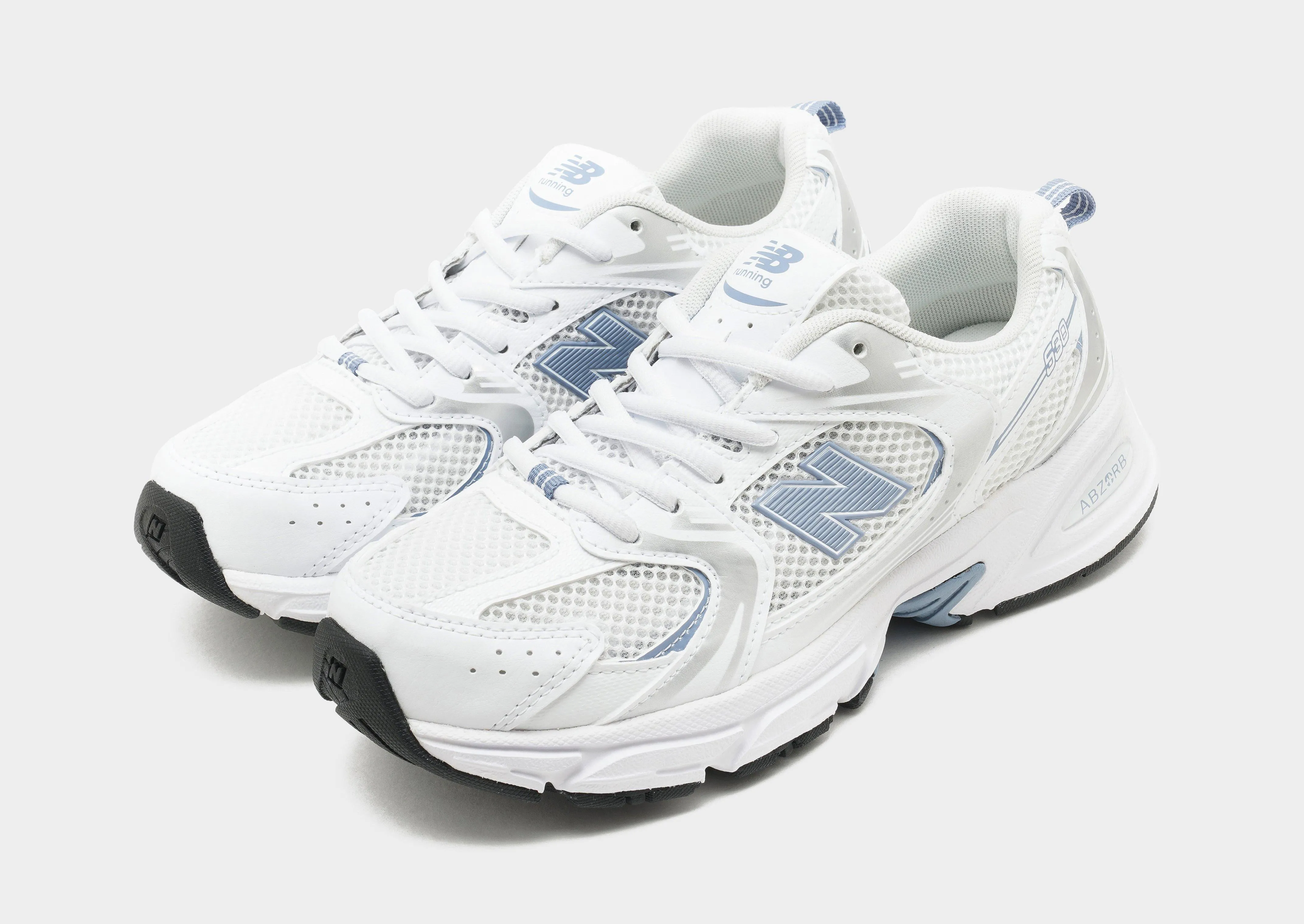 530 Junior's youth athletic footwear