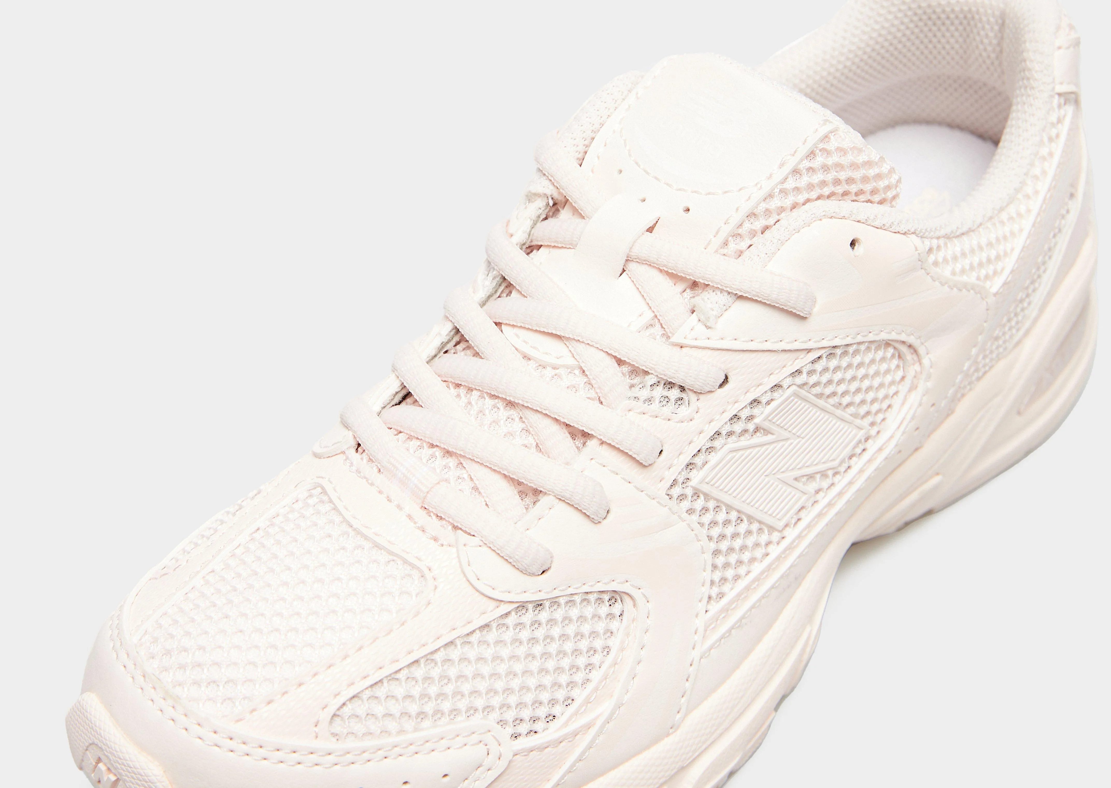 530 Junior's metatarsal - support - feature shoes