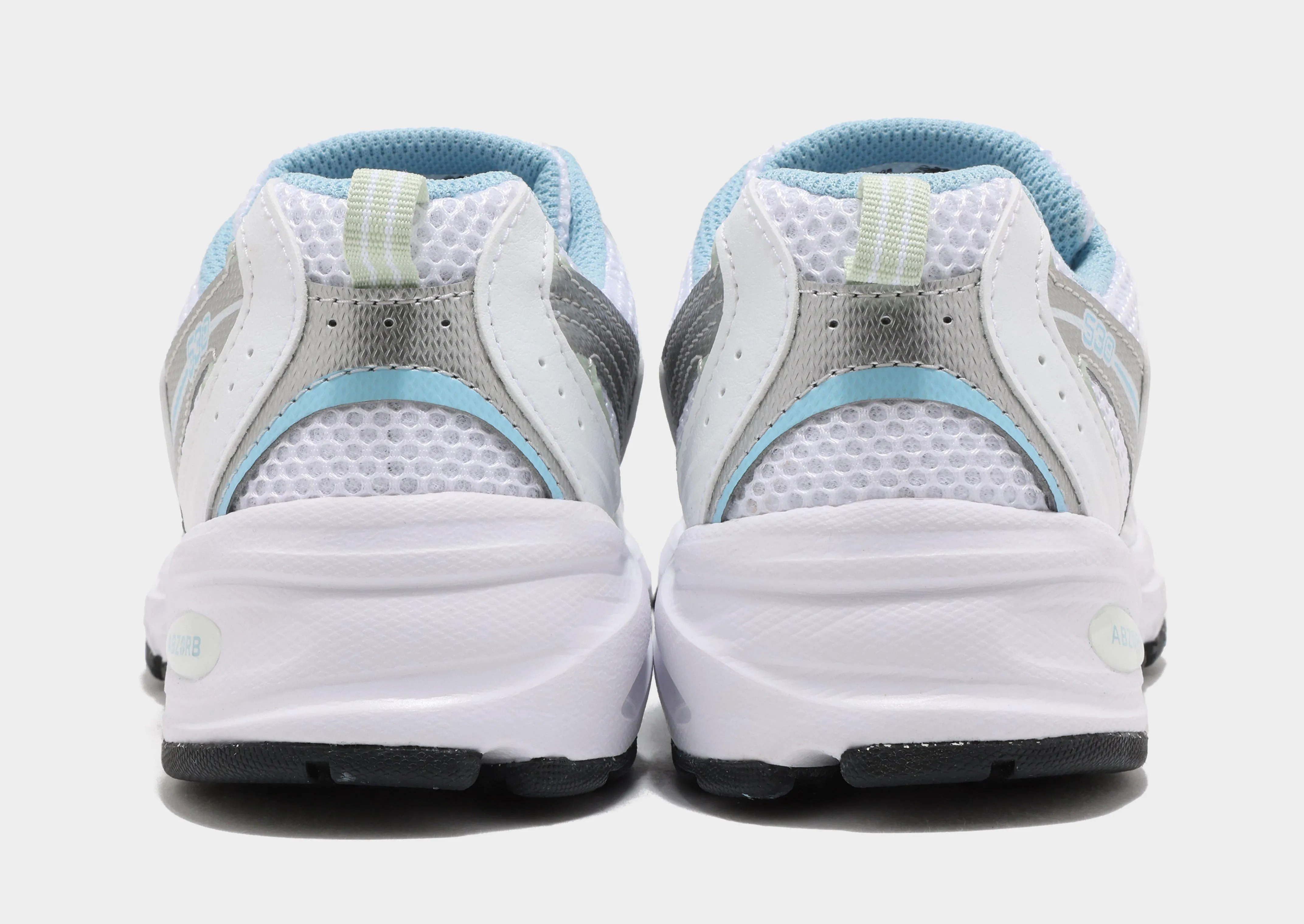 530 Junior's visible lacing shoes Gel cushion