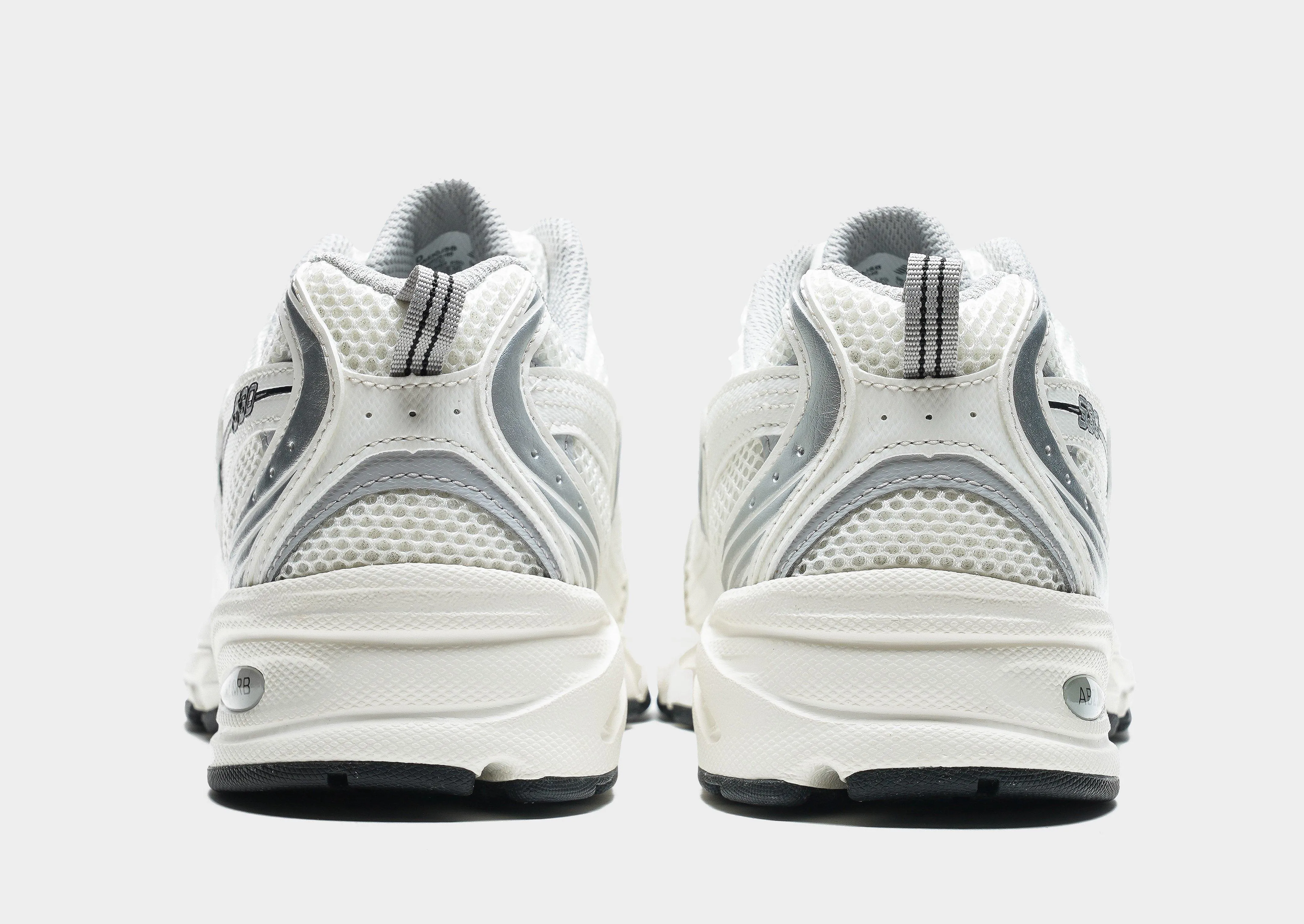 Ultra Cushioning 530