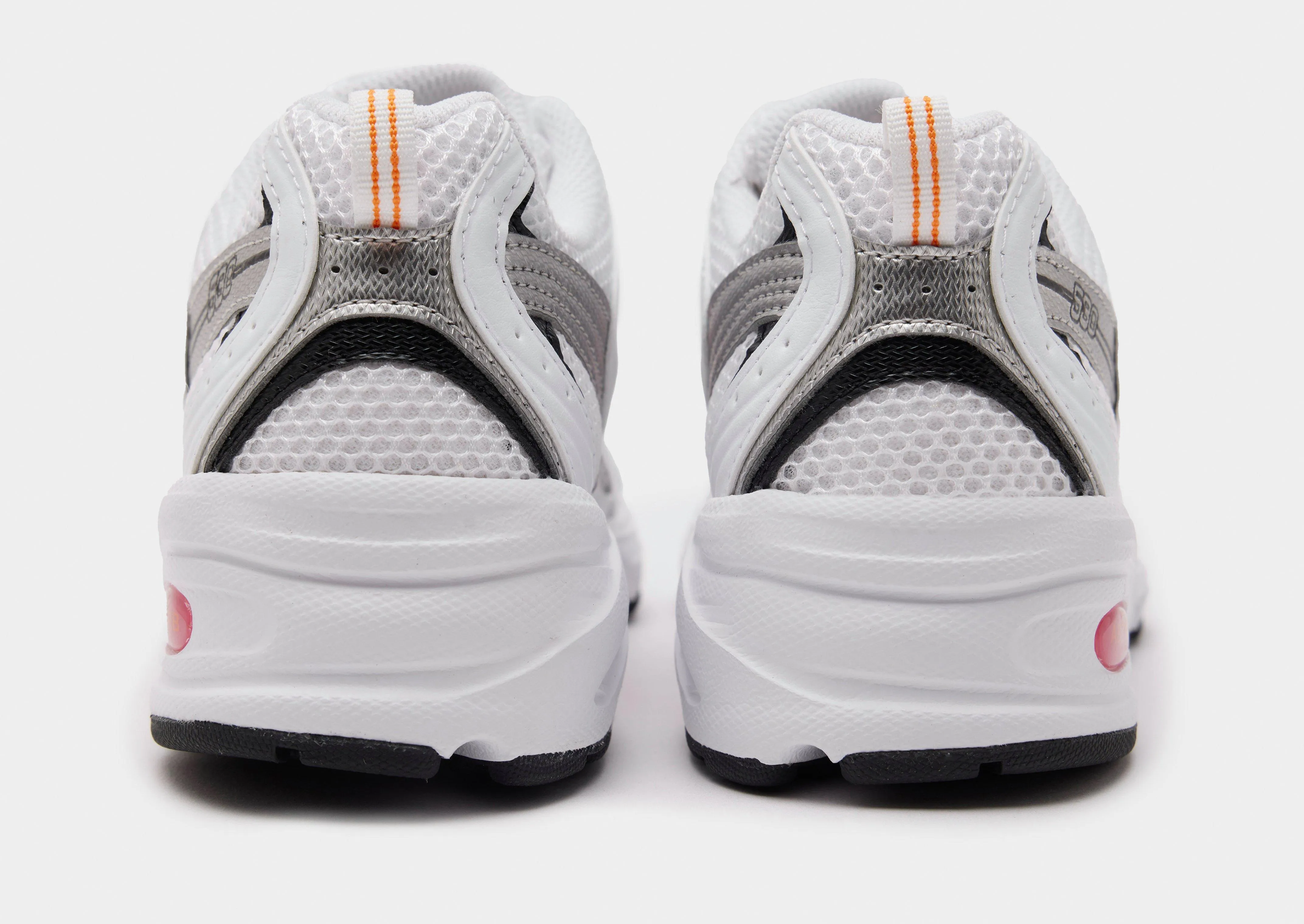 530 Women's padded tongue shoes