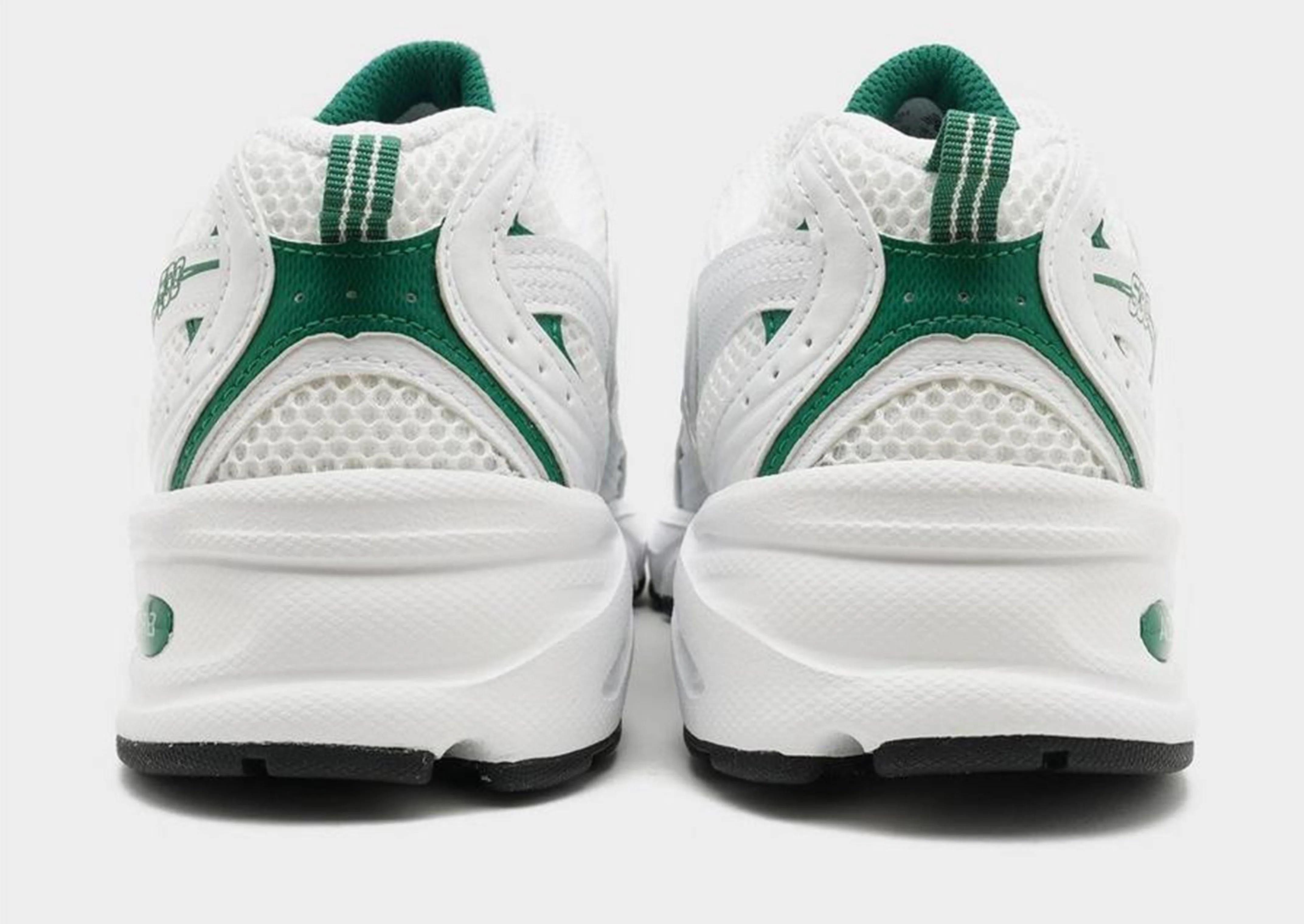 530 Women's All - weather use memory foam shoes