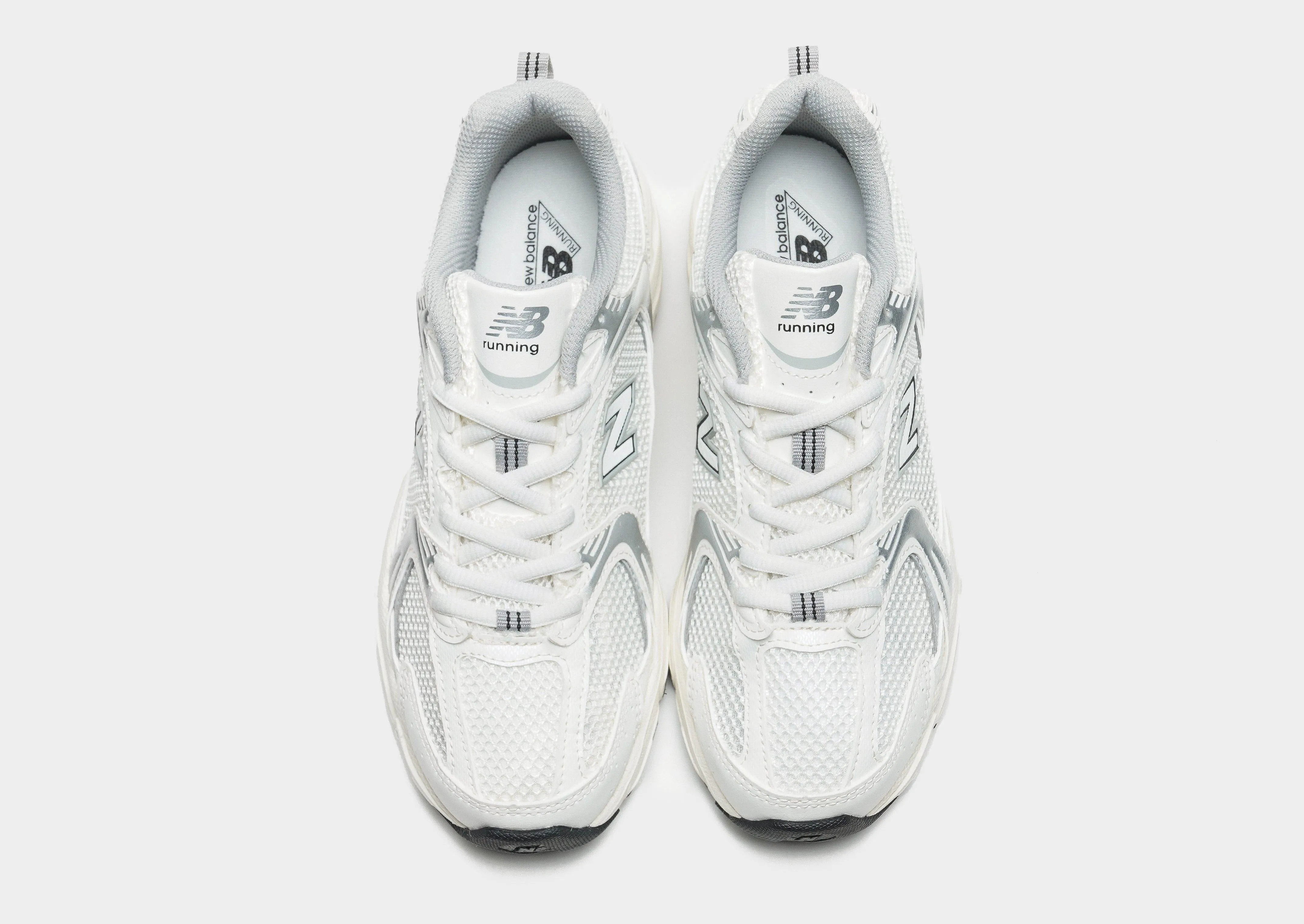 530 Women's Traction Fit