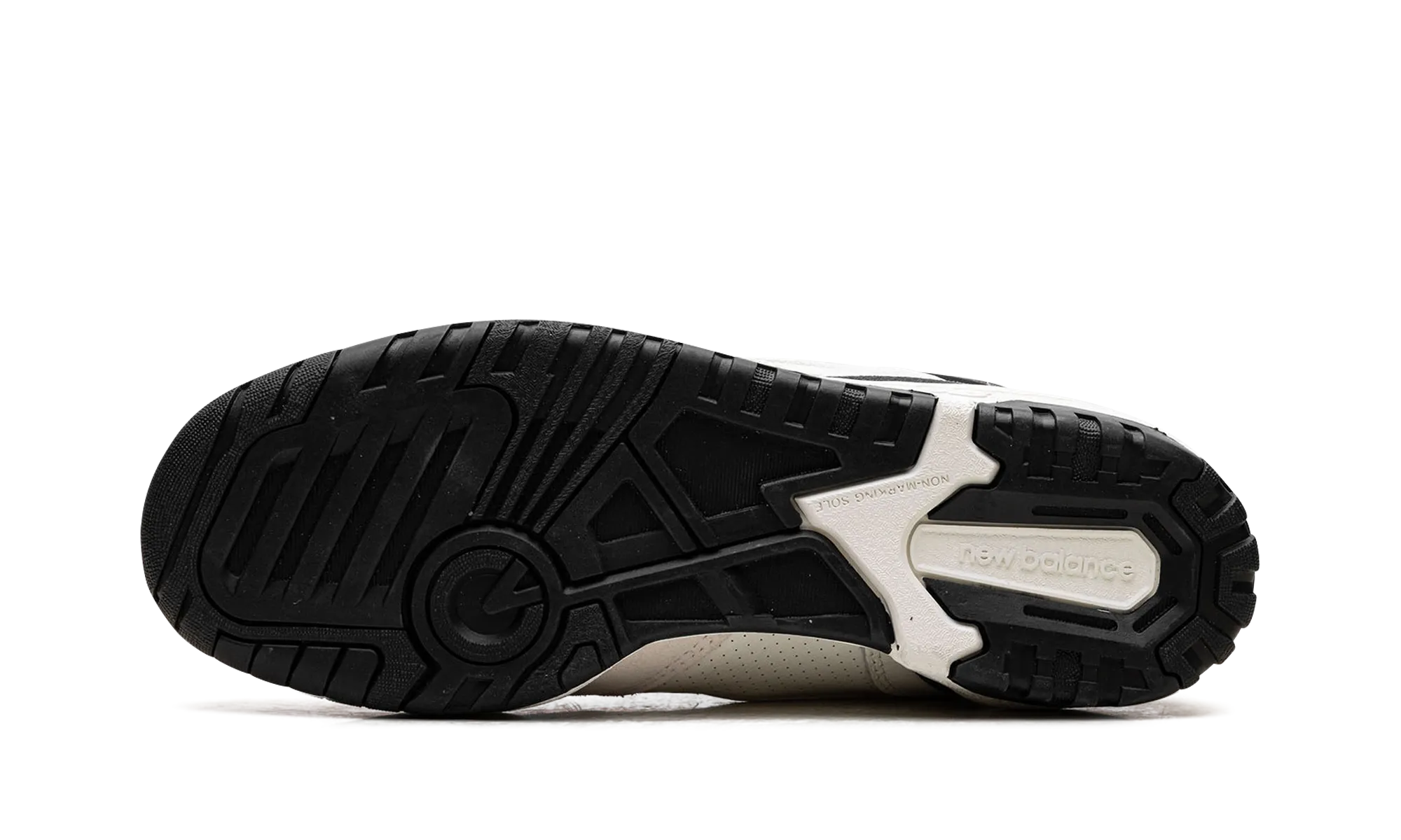 Easy to Carry padded - feature shoes 550 "Footlocker - 50th Anniversary"