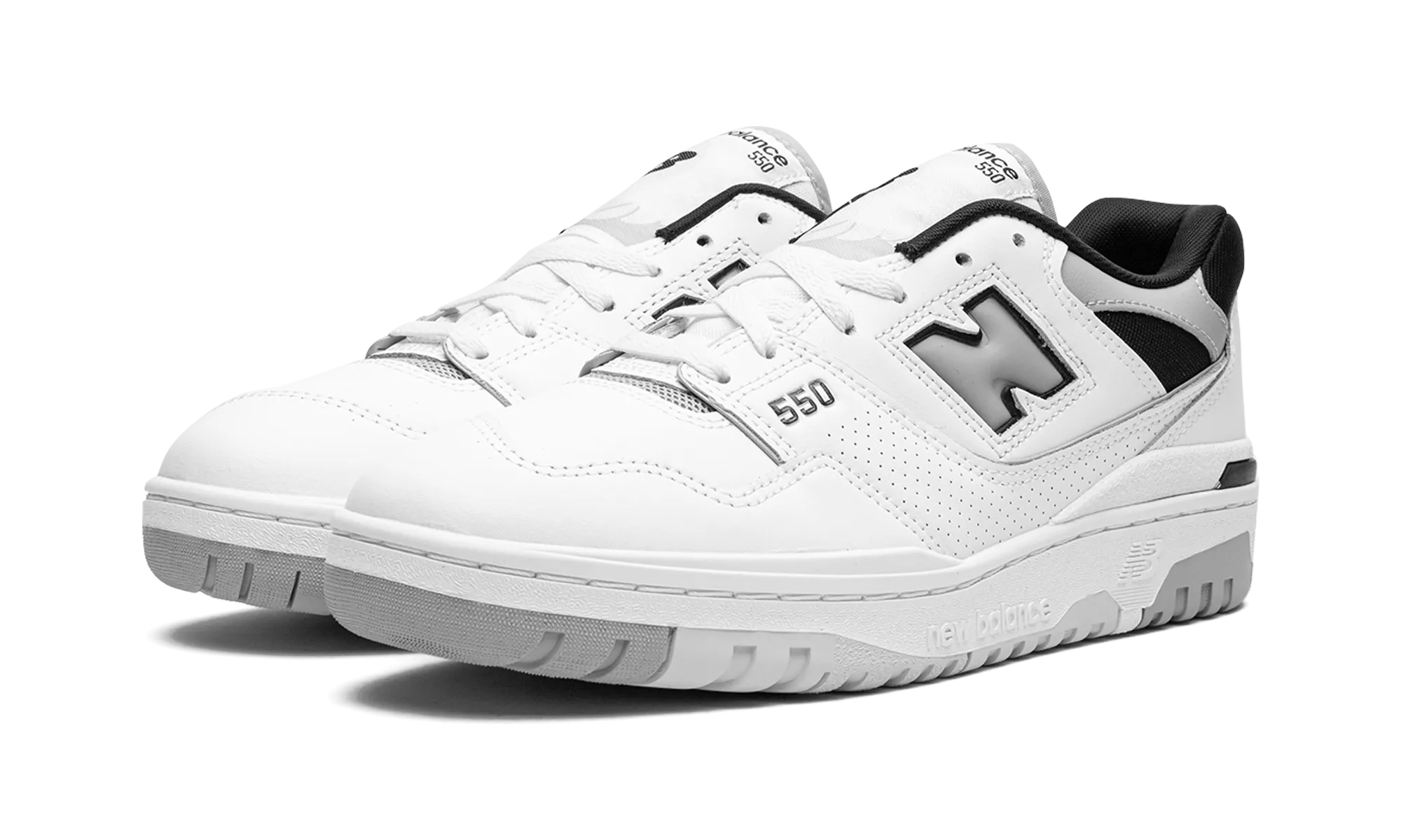 550 "White / Grey / Black" running in a canal area shoes high - top footwear