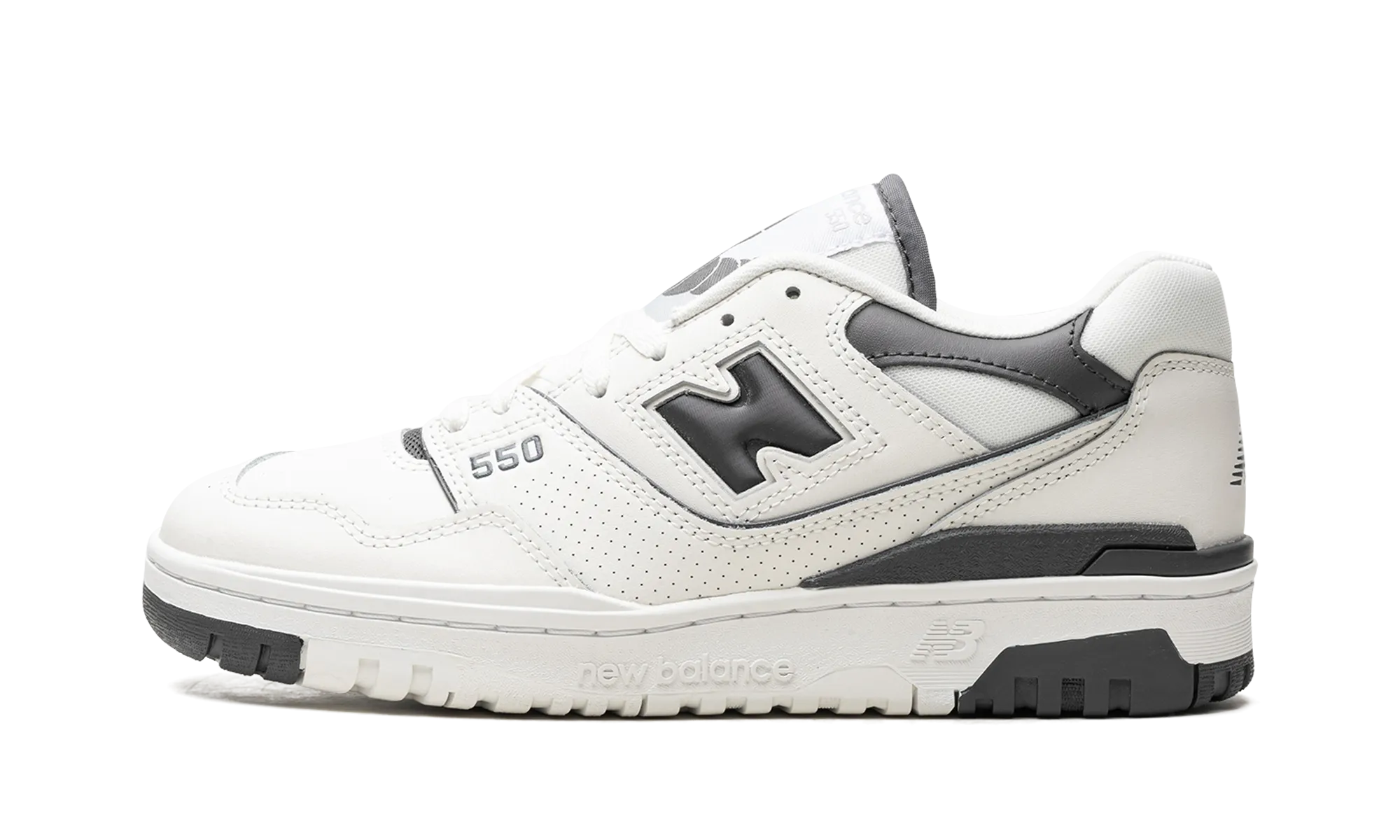 550 WMNS "Sea Salt / Magnet" running shoes with gel cushioning
