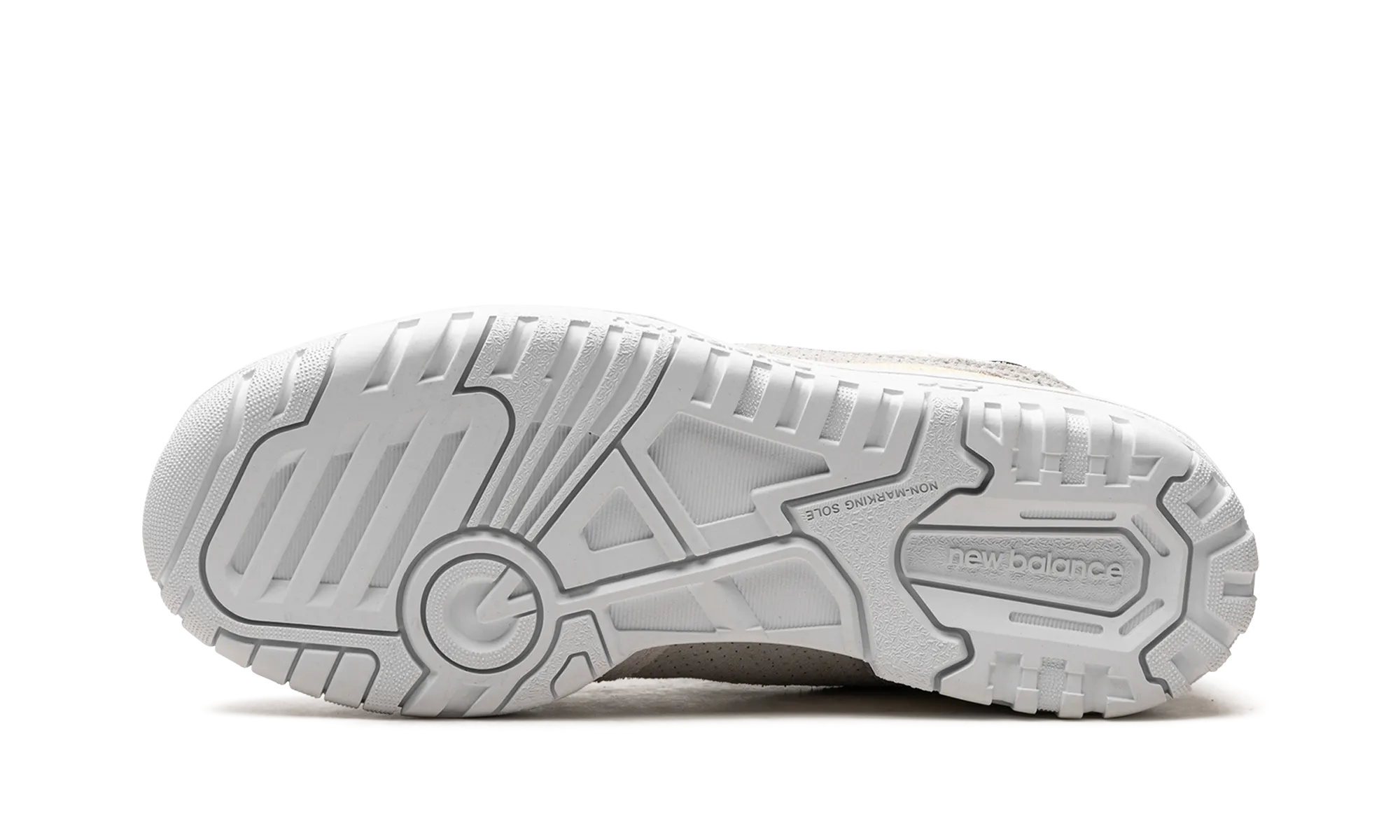 beach running snowy - day shoes 550 WMNS "Sea Salt / Nori"
