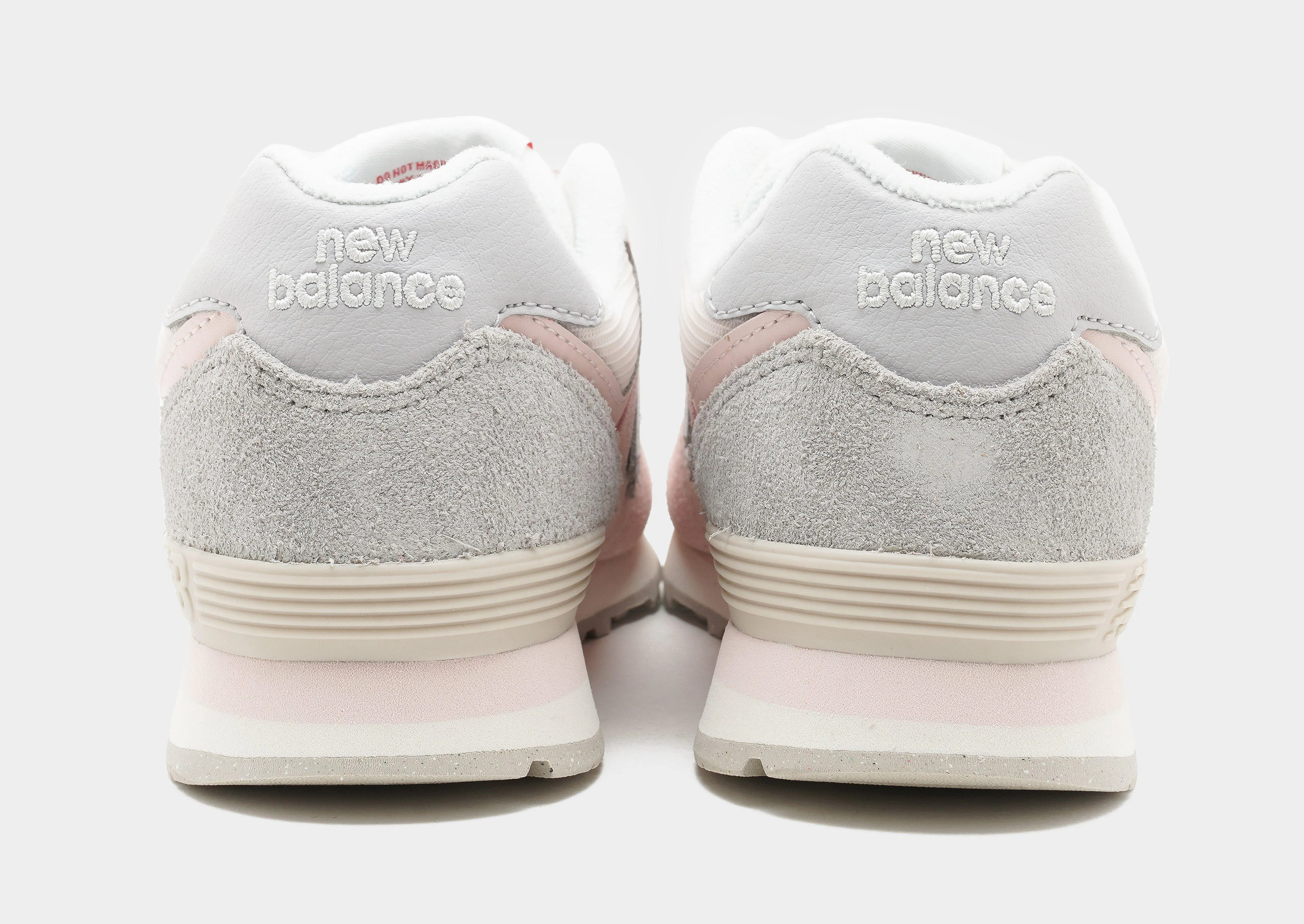 574 Children's fashionable running footwear running in a city park shoes