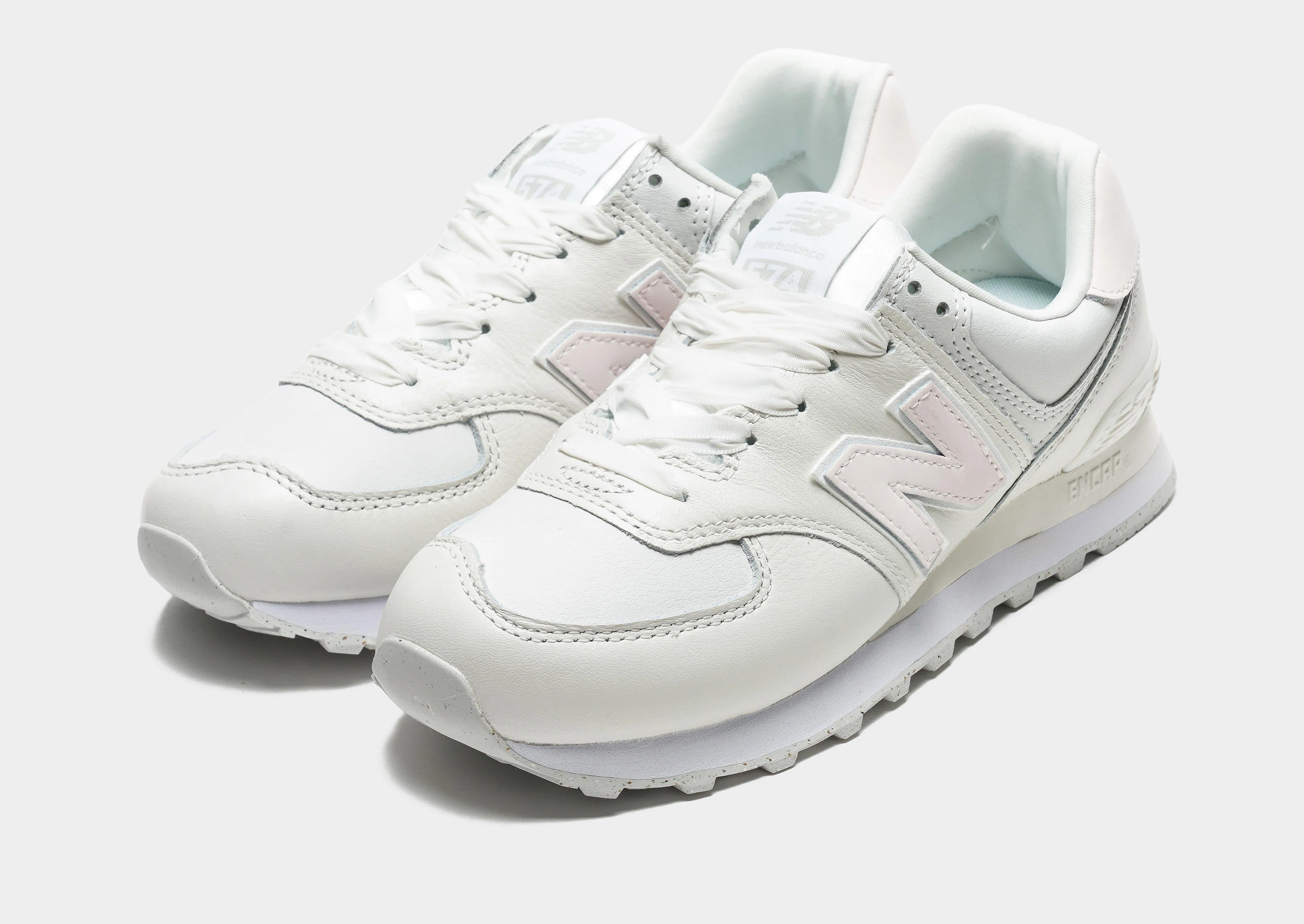 574 Women's supportive shock - absorbing shoes