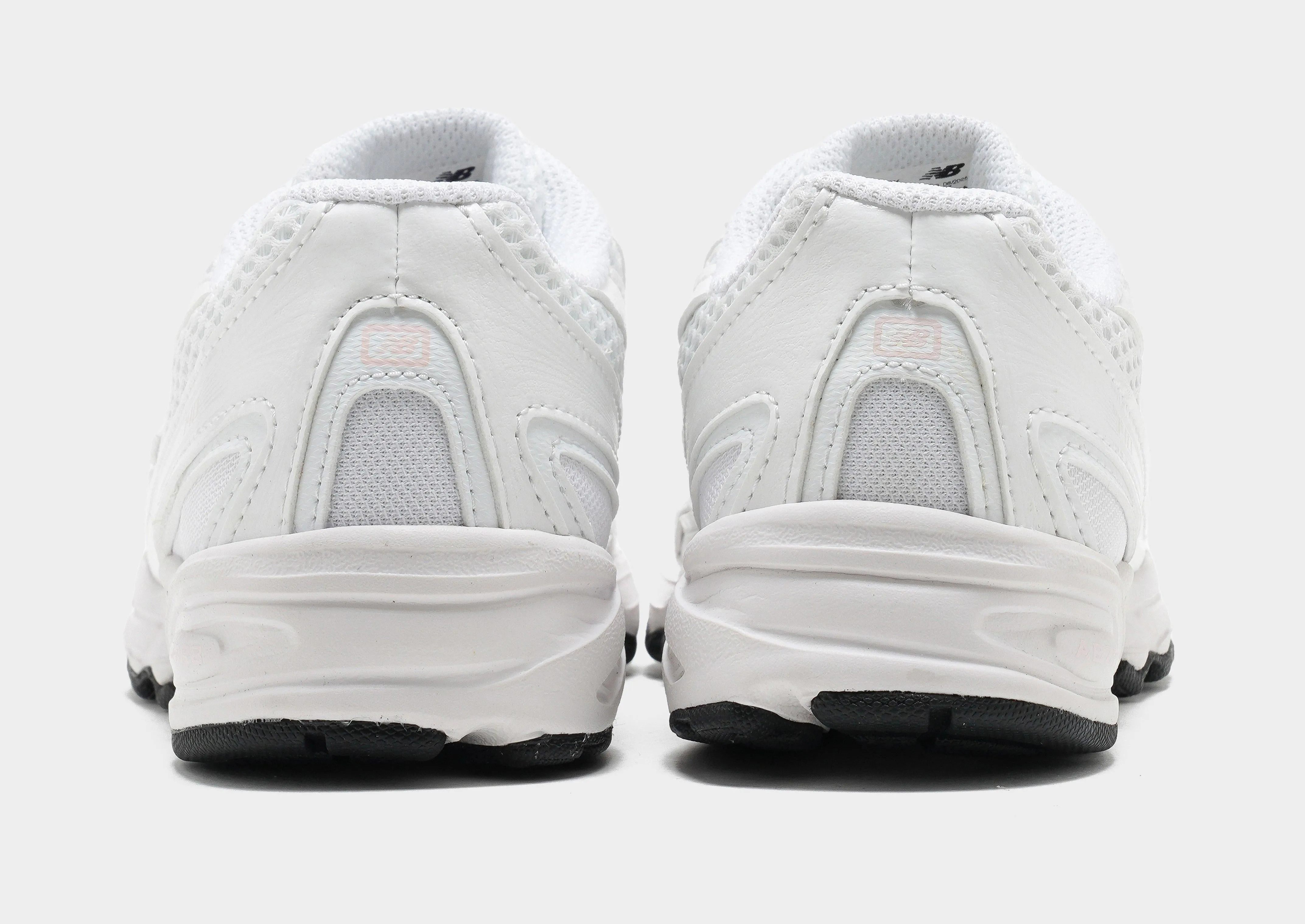 wide - base - feature shoes 740 Children's