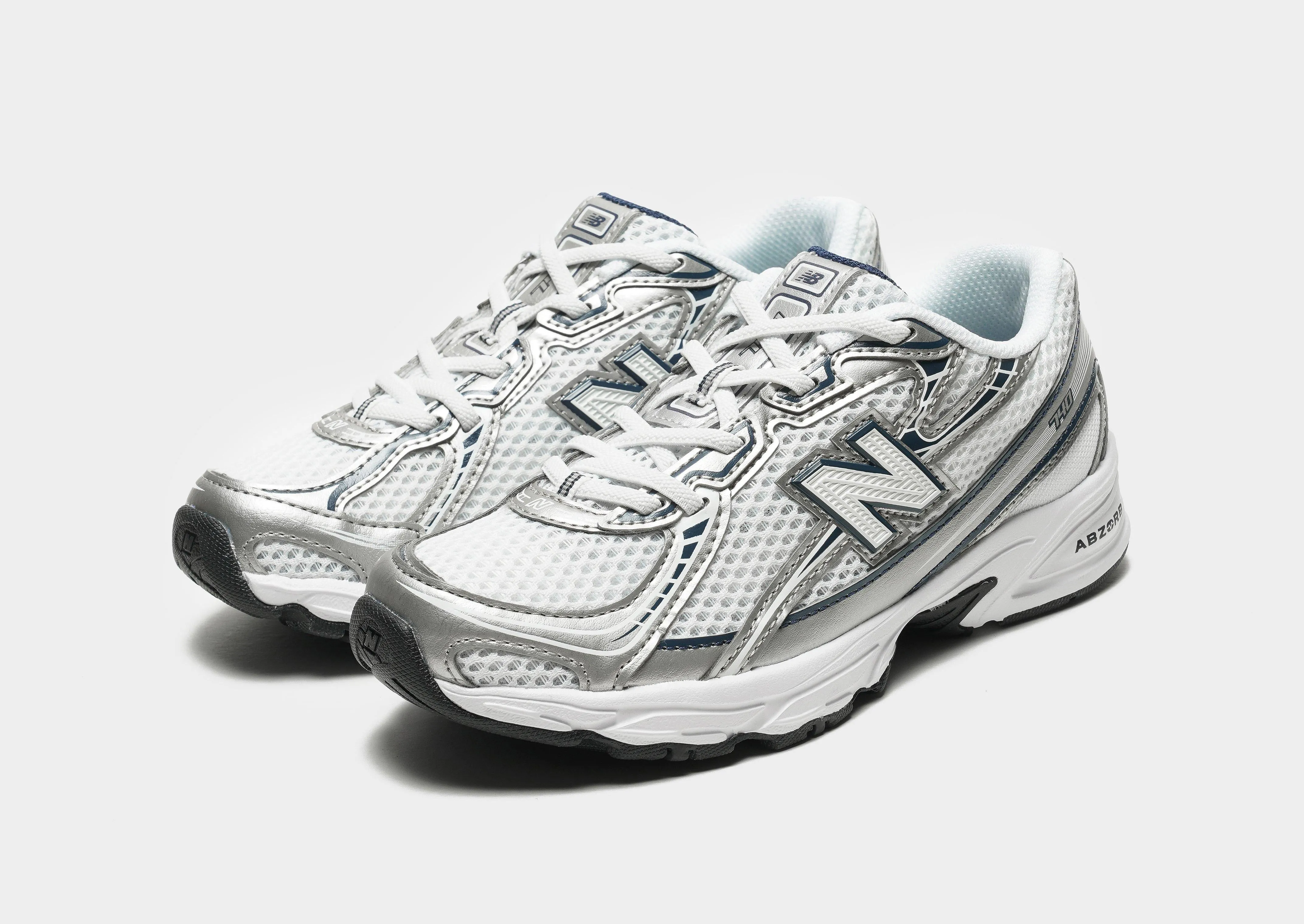 740 Children's tear - resistant shoes barefoot - style running shoes
