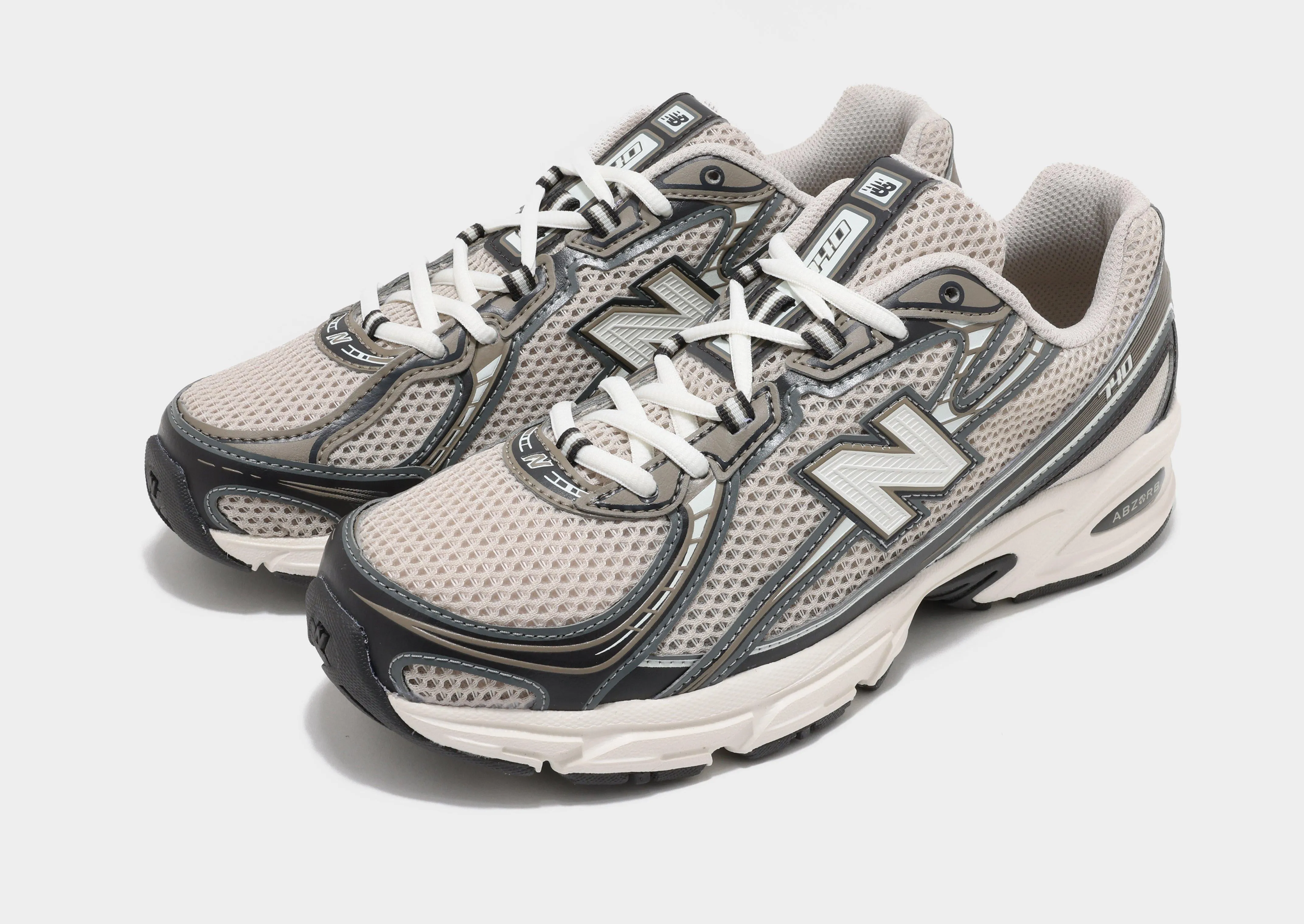 Stretch Workout adventure running shoe allure 740