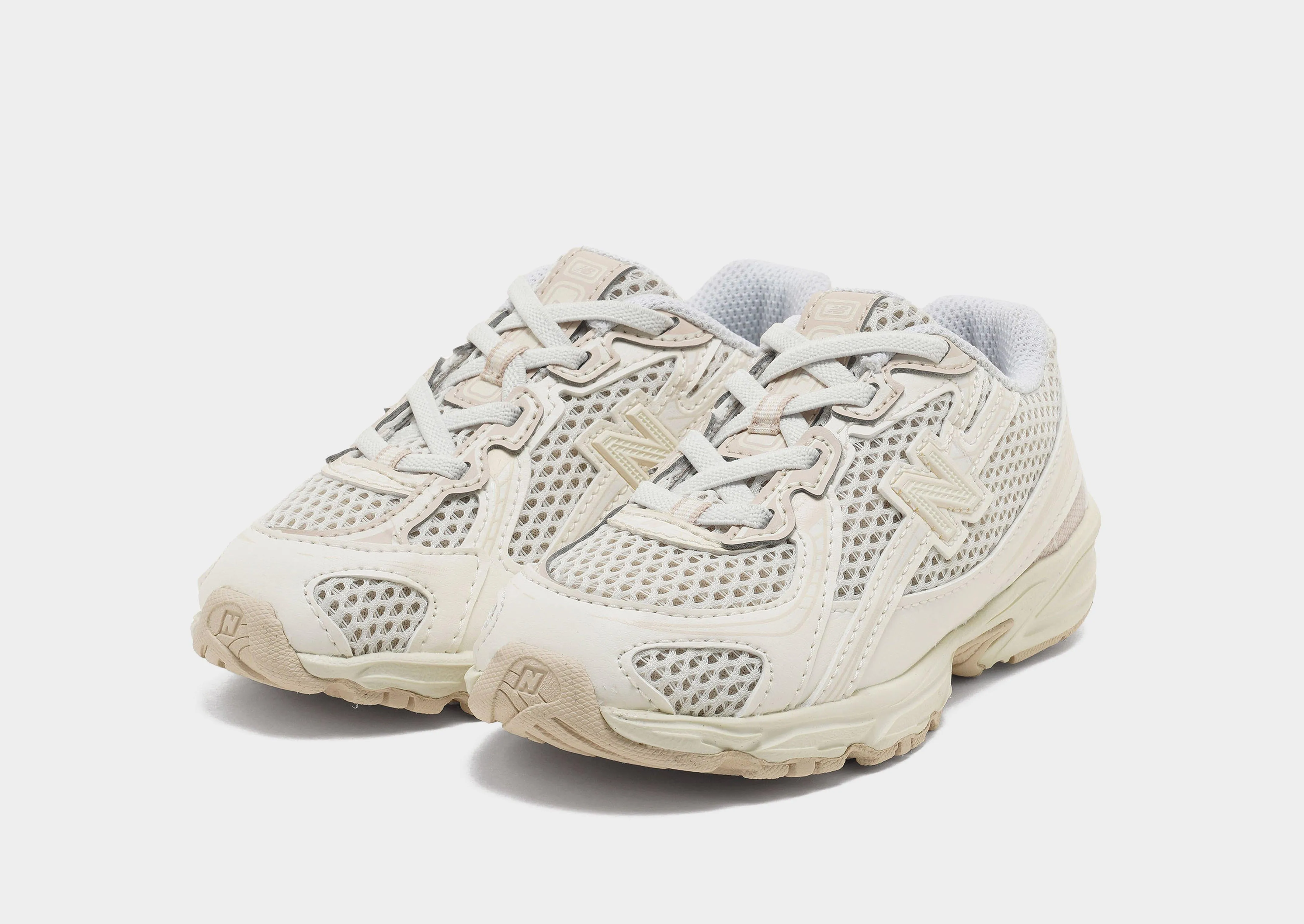 740 Infant's genuine leather shoes