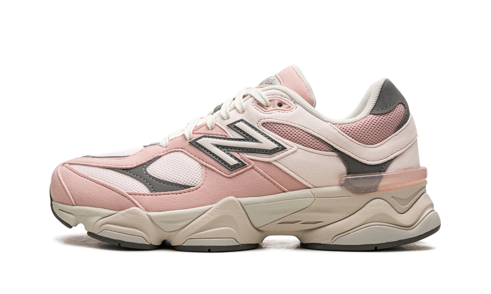 9060 GS "Pink Rose" running on uneven ground