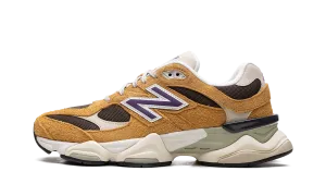 9060 "Butterscotch" tight - fitting running shoes