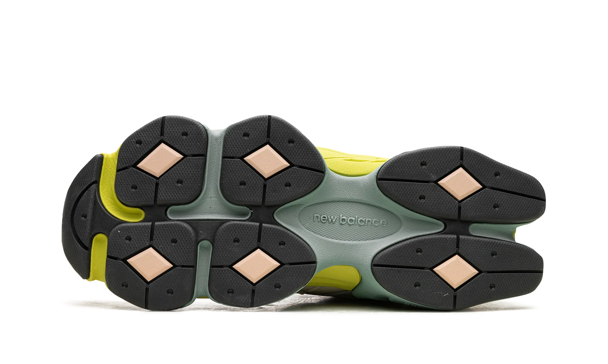 running in a racecourse 9060 "Moonbeam"
