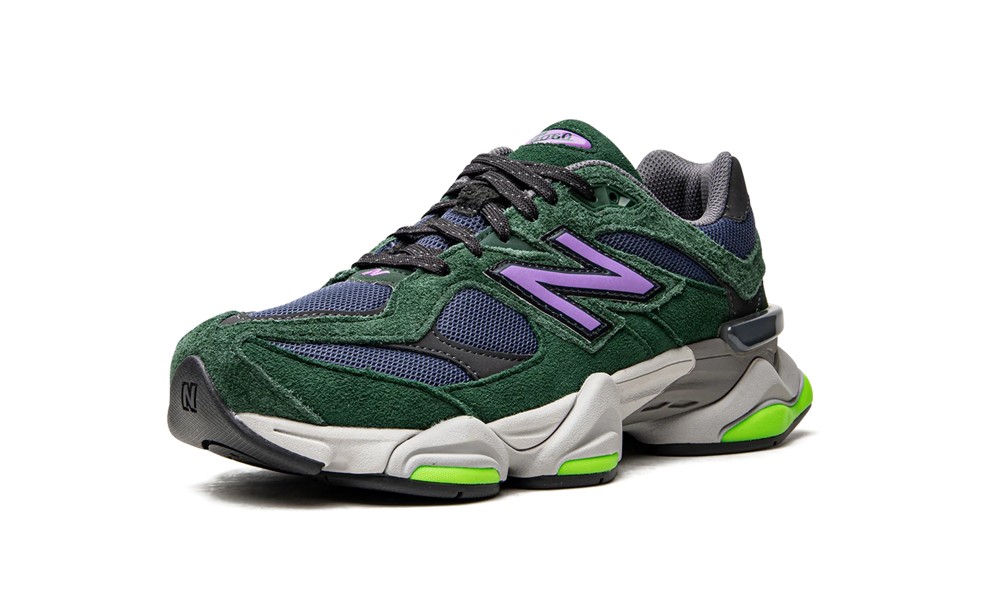 9060 "Nightwatch Green" running in mud shoes
