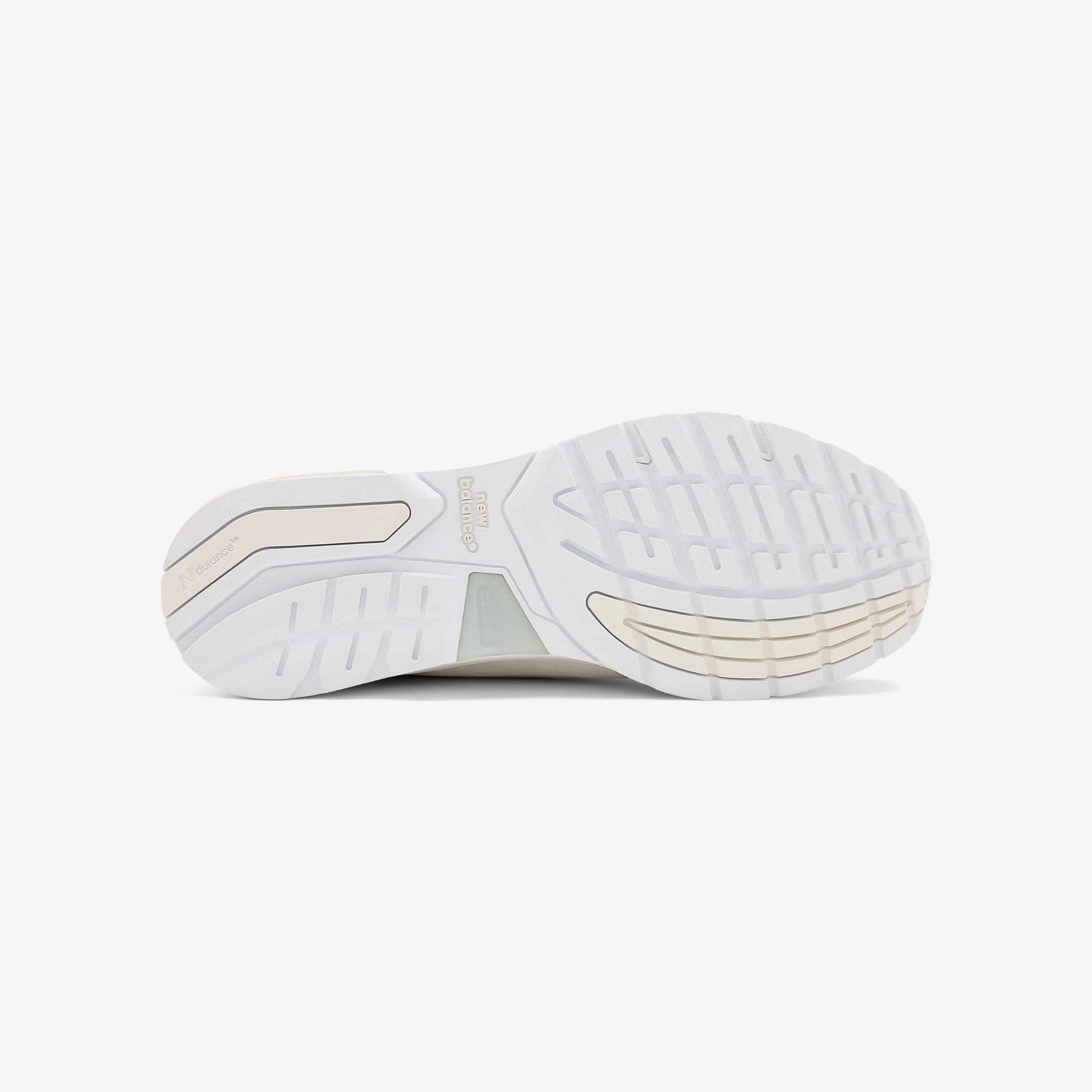 992 Contemporary Fit Neutral Stride Engineering