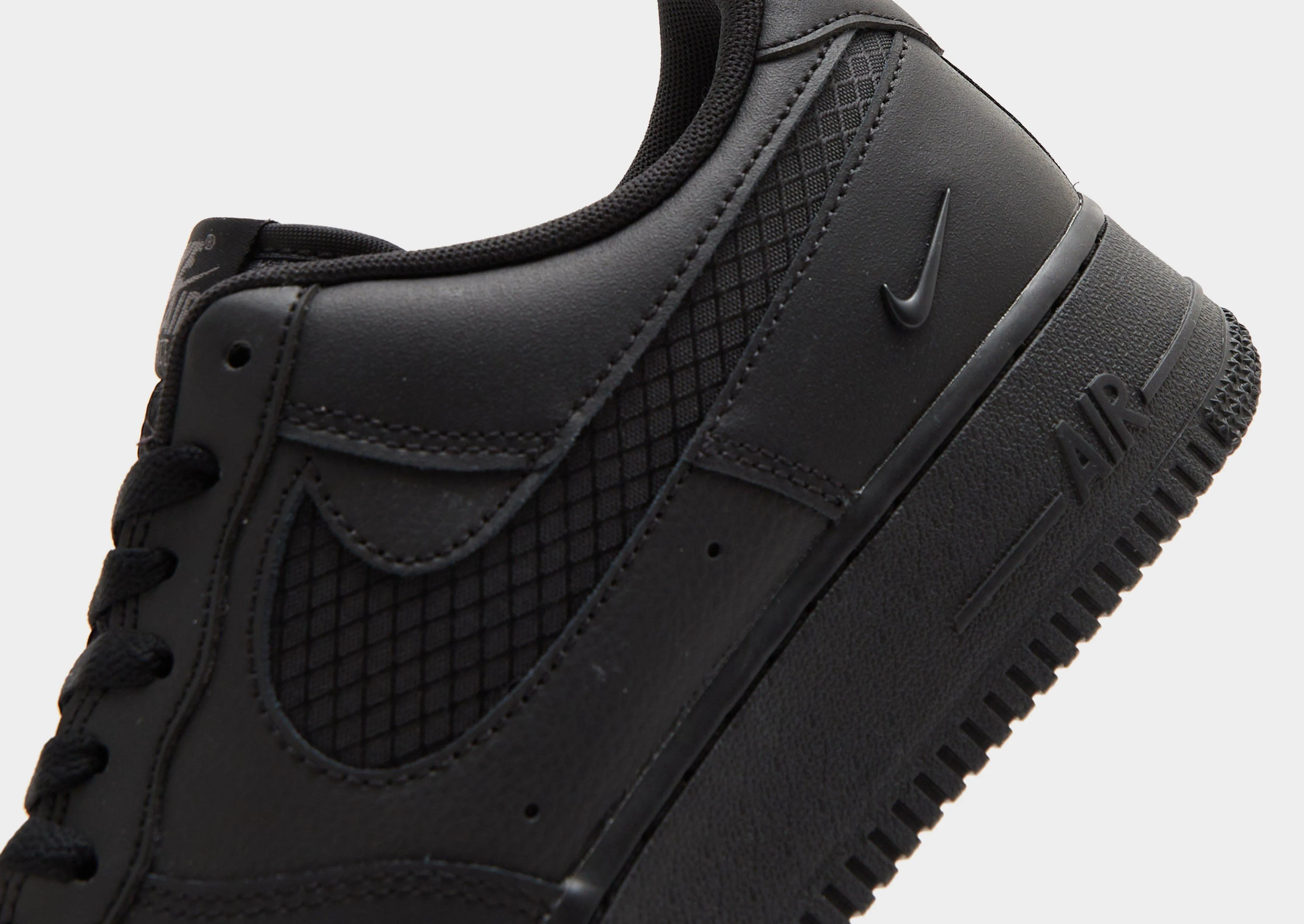 Air Force 1 '07 LV8 Zip   Up simple design