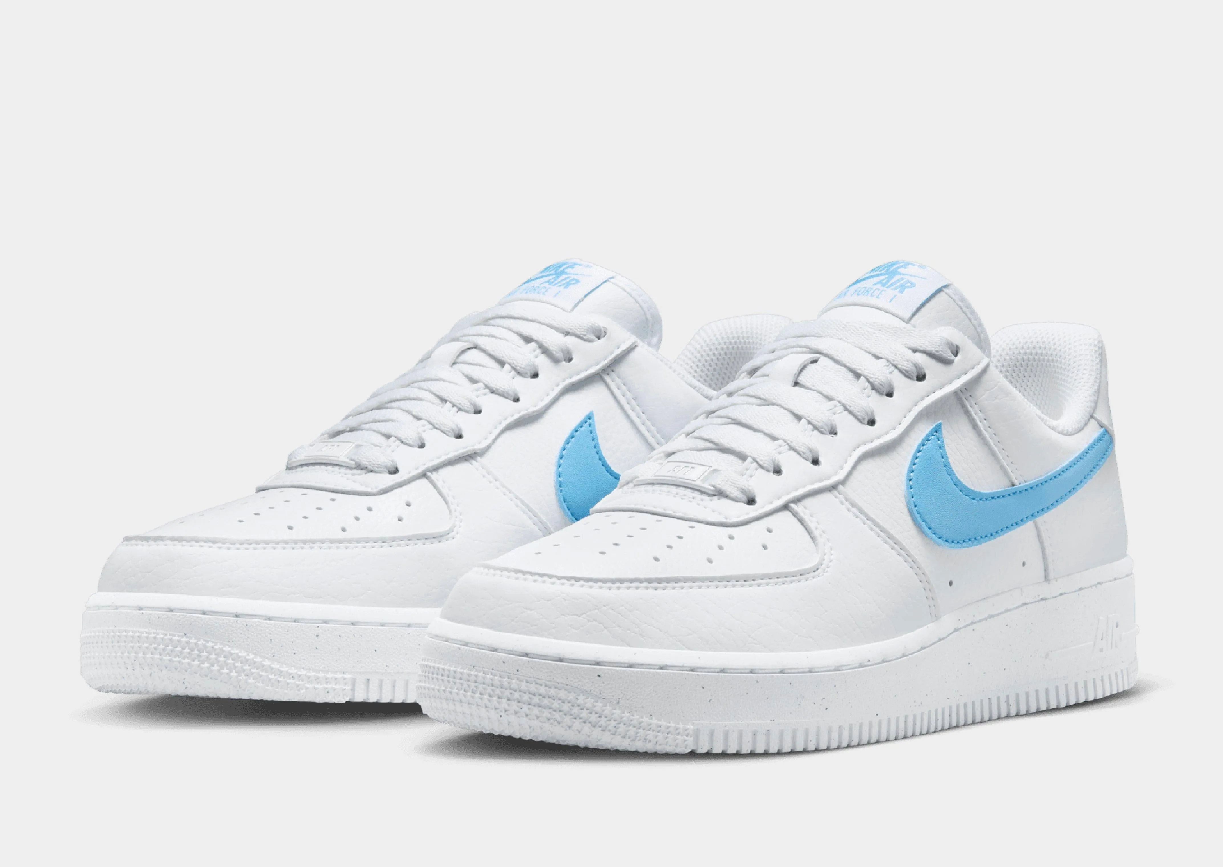 Noise Reducing Sole Smooth Motion Air Force 1 '07  Women's