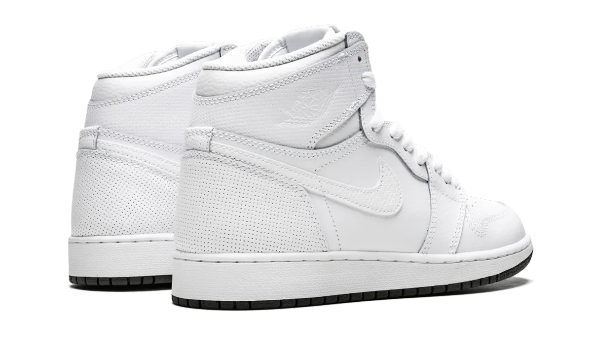 Air Jordan 1 Retro High OG GS "Perforated" Lightweight Responsive Cushioning