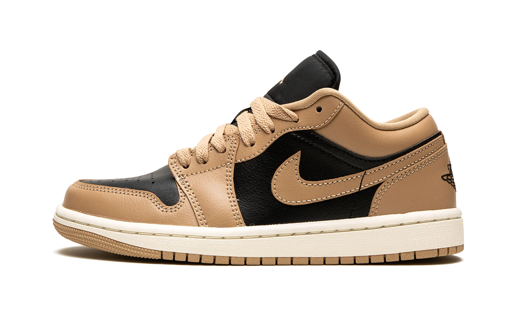 Air Jordan 1 Low WMNS "Desert / Black" Agile Step Active Everyday
