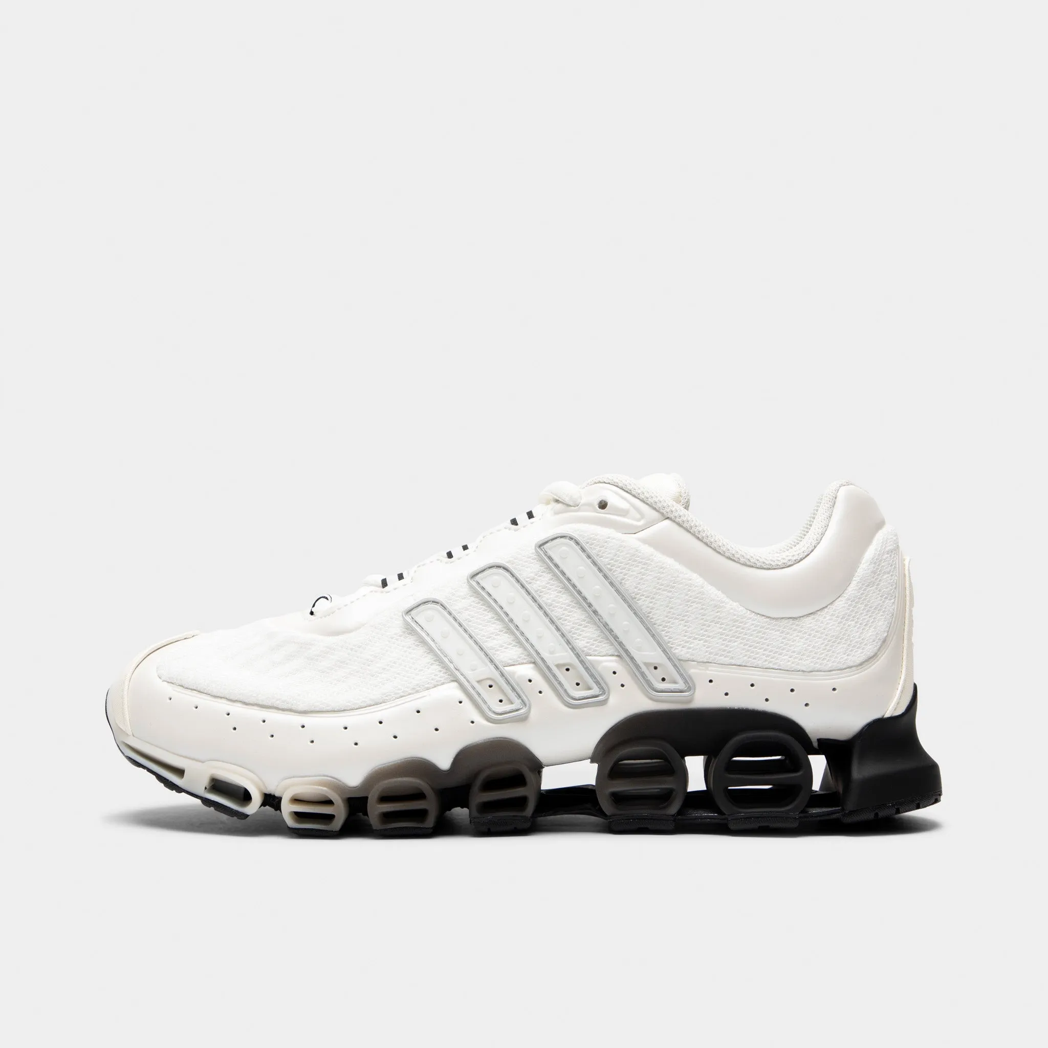 Bold Look Chic Tones adidas Megaride Zero Metallic Silver / Black