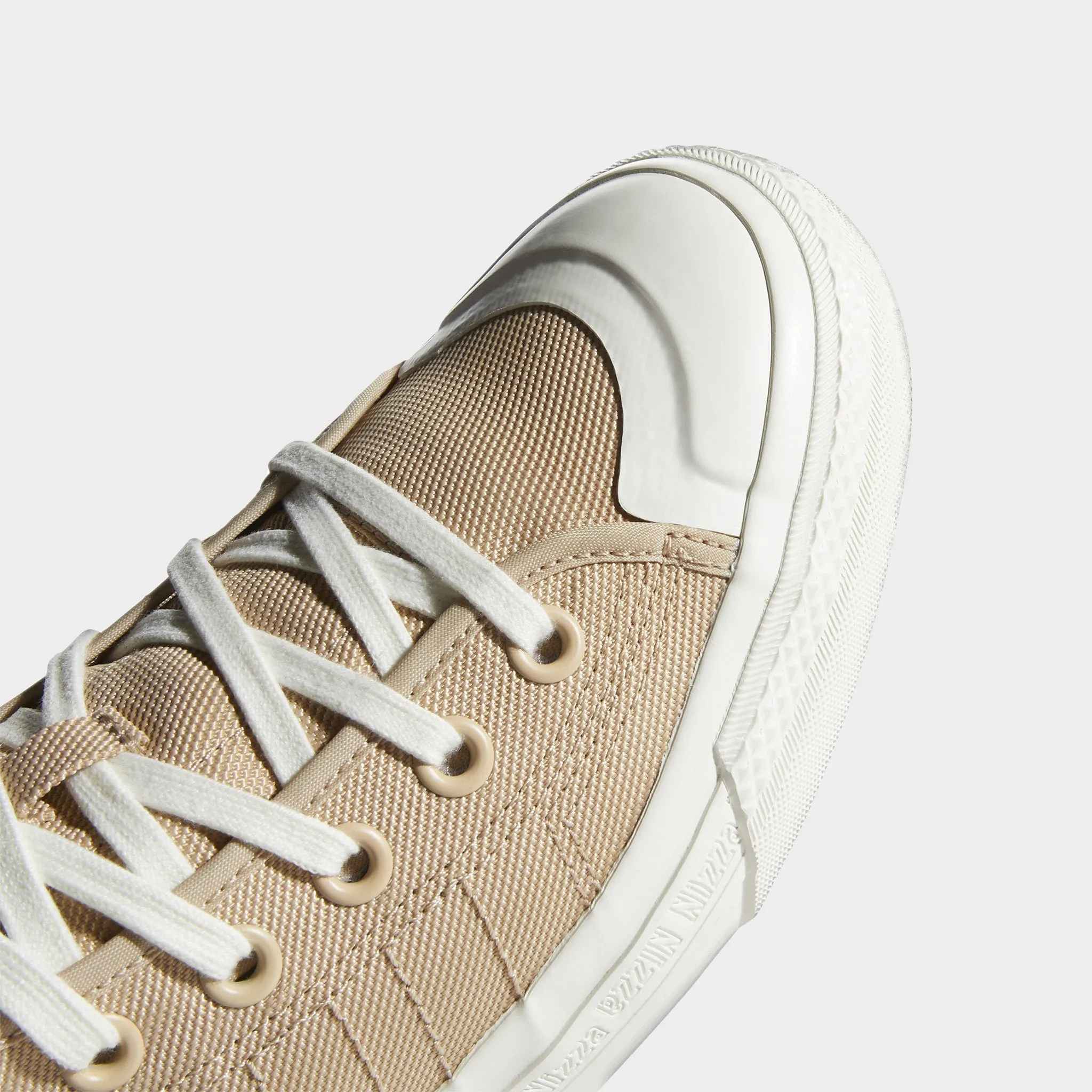 Fashion-forward flair adidas Originals Nizza Hi RF / St Pale Nude