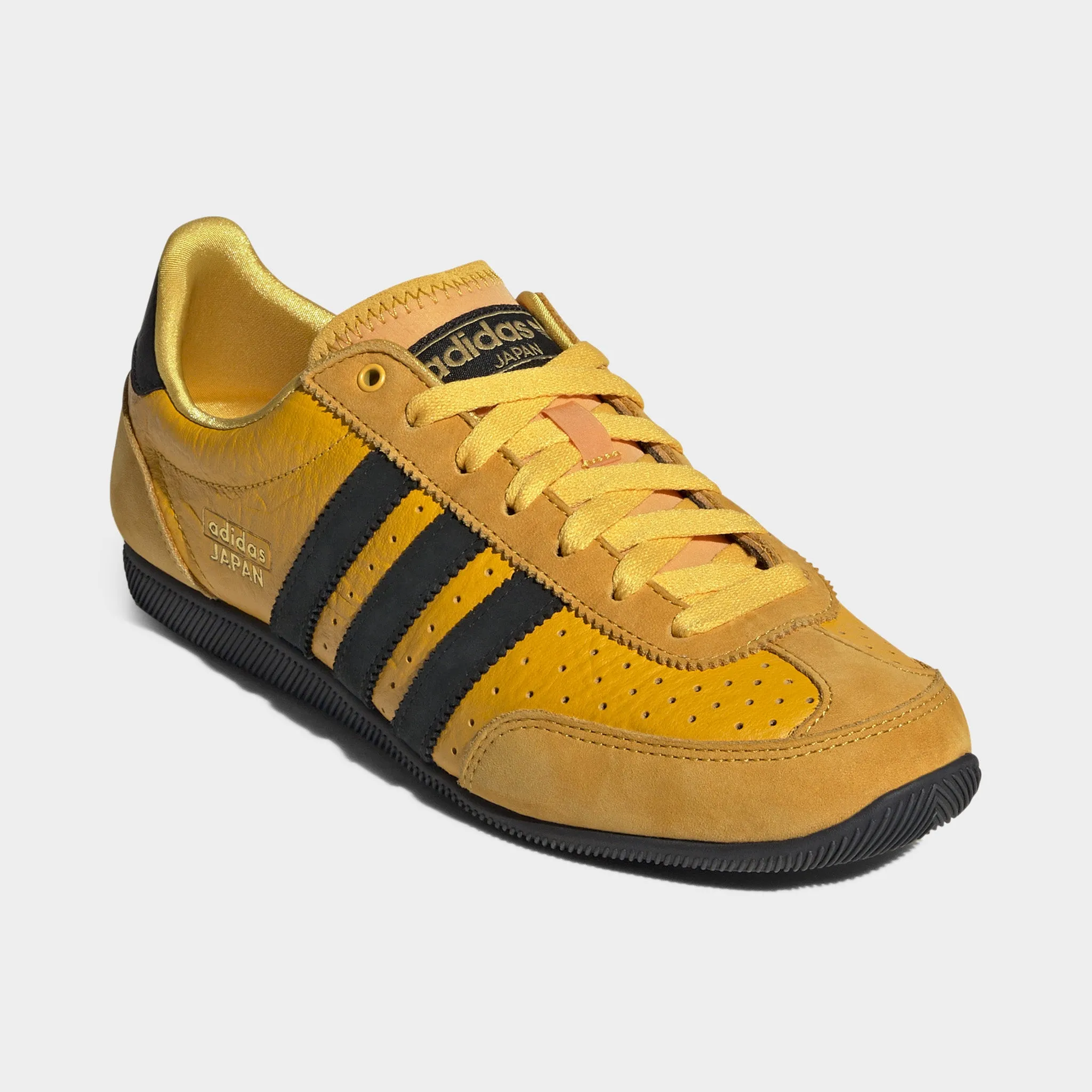 Padded Activity City Walk adidas Originals Women's Japan Crew Yellow / Black - Gold