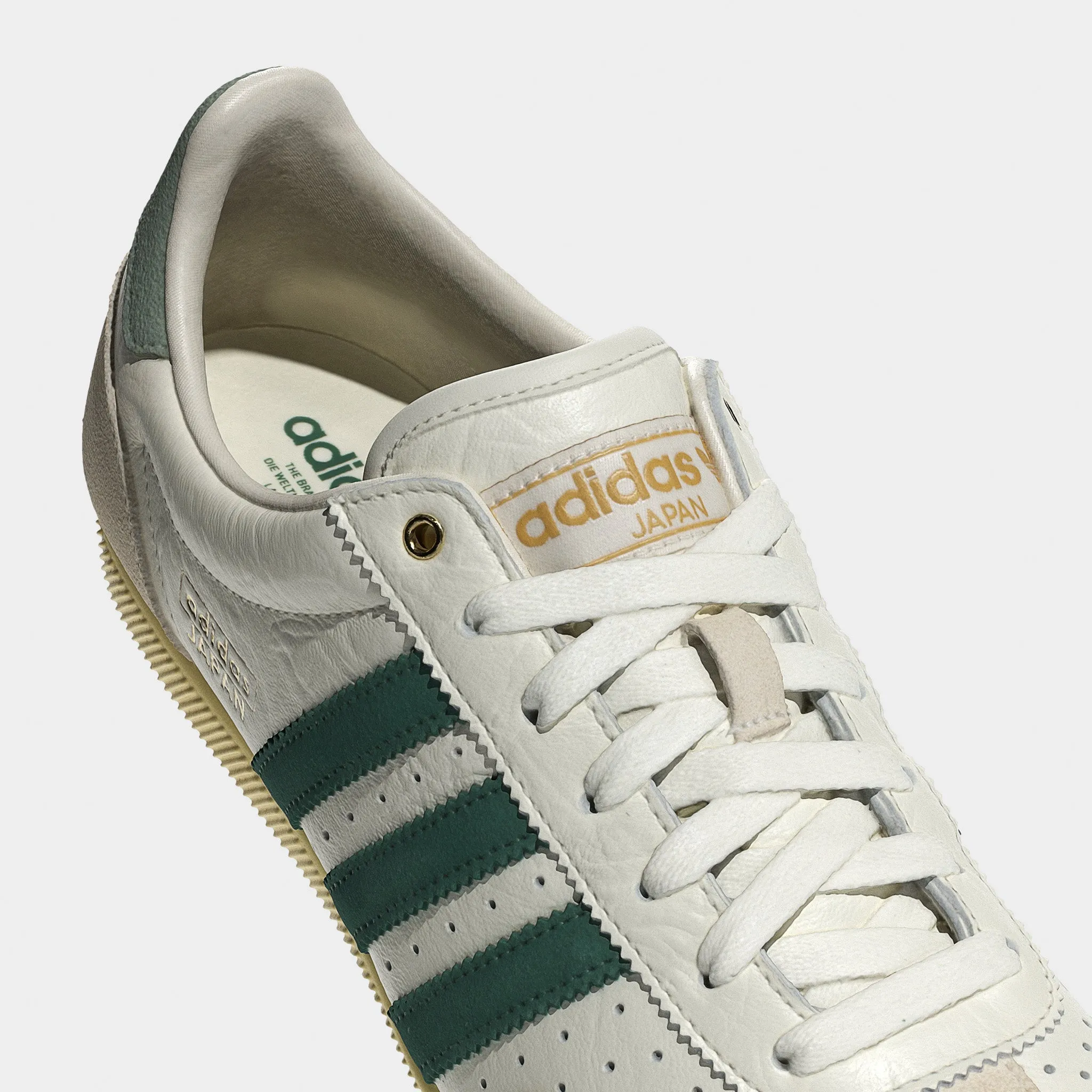 Anti Odor Coating adidas Originals Women's Japan Off White / Collegiate Green - Orange Tint