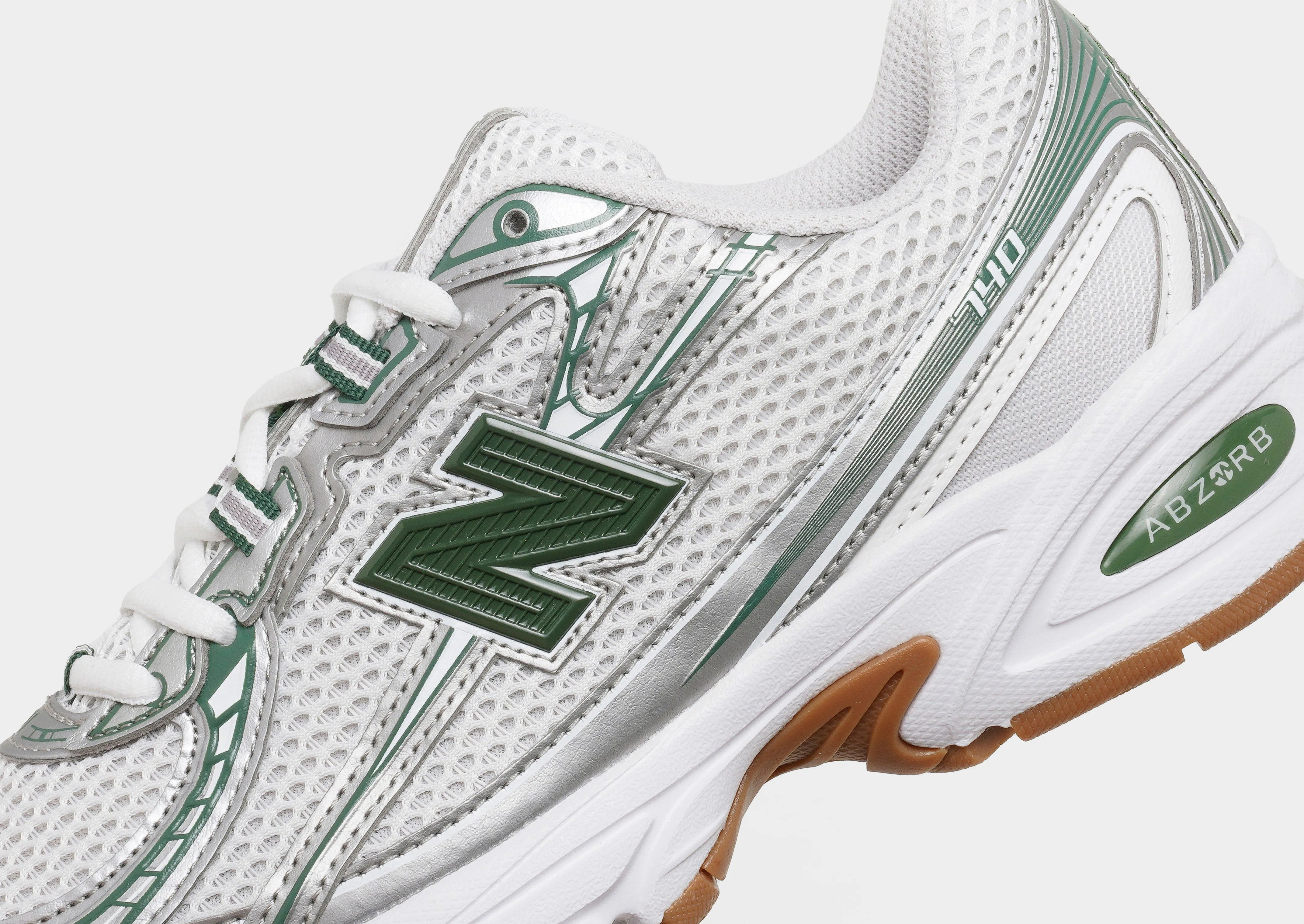 running in a gondola area shoes stretchy - material shoes 740