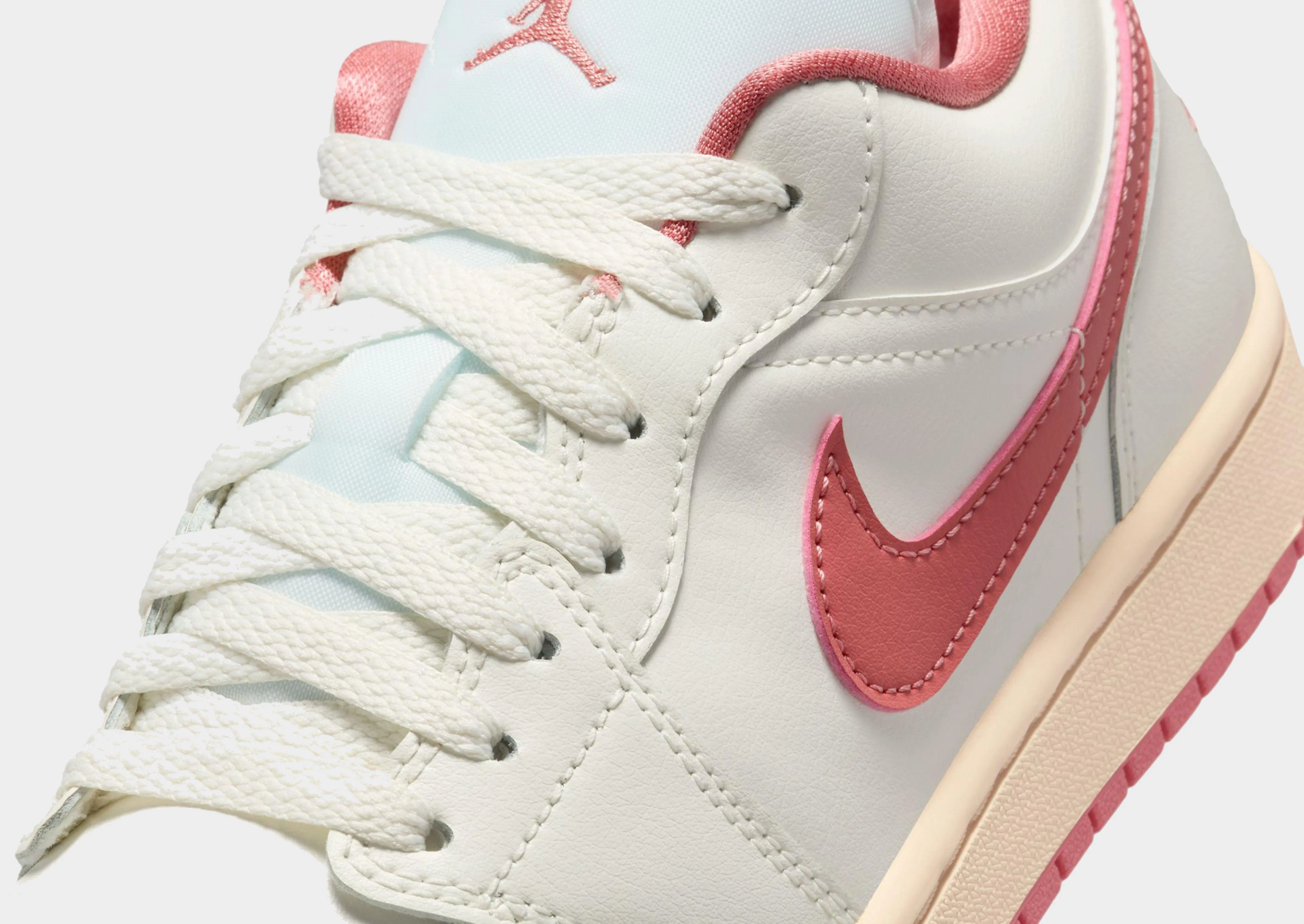 Air 1 Low Women's Grip Control