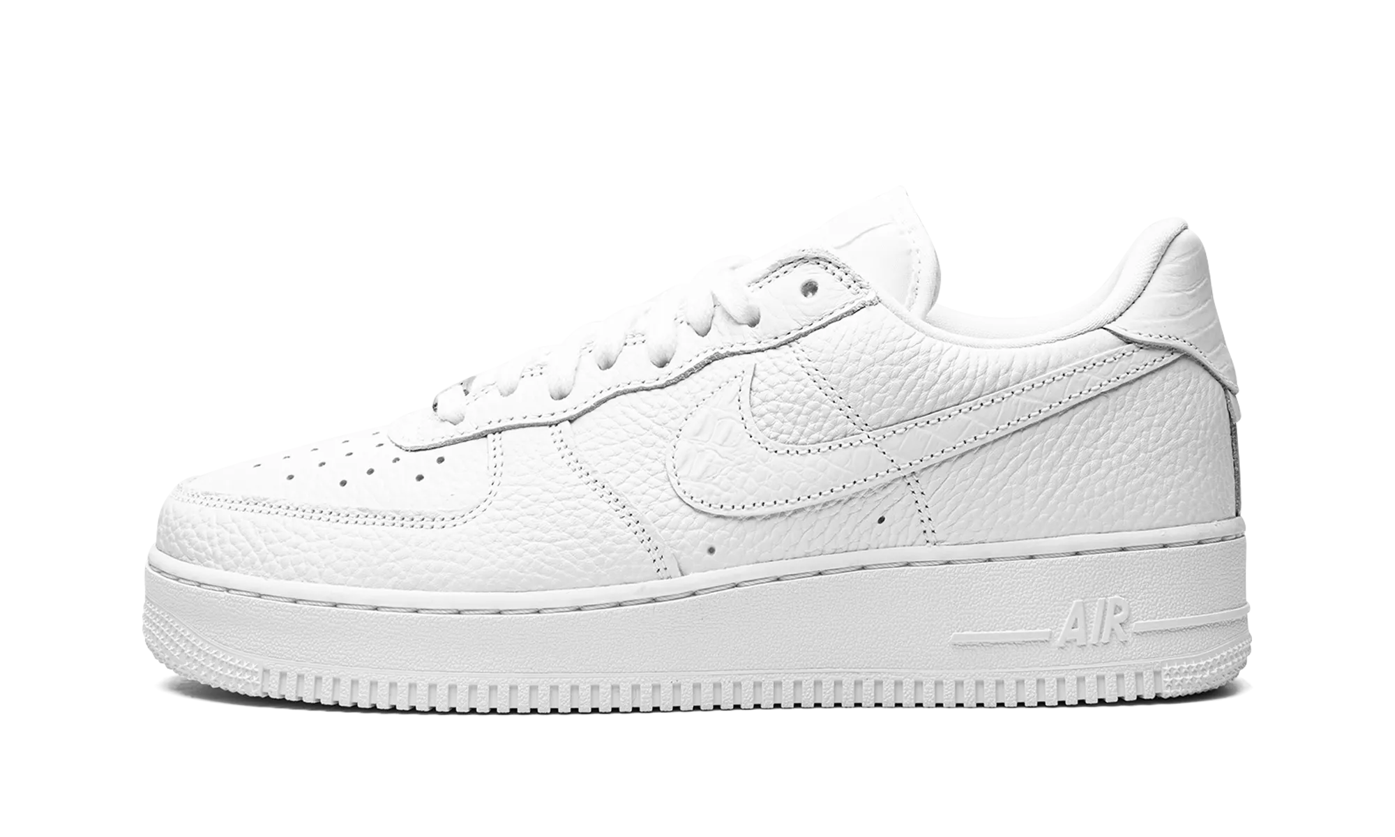 Air Force 1 07 Craft "Triple White" Street Vibe
